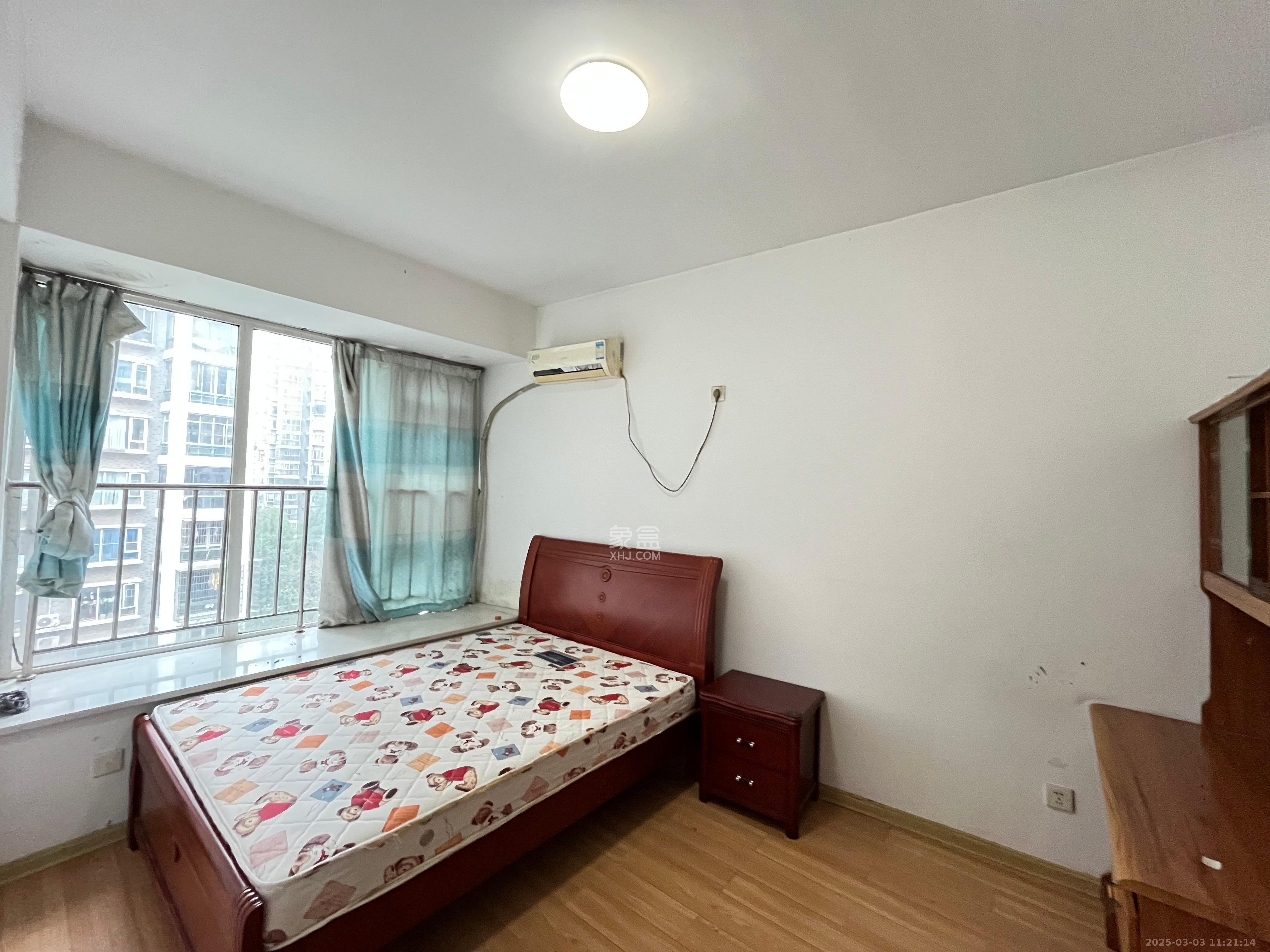 中建桂苑  3室2厅2卫   2100.00元/月室内图