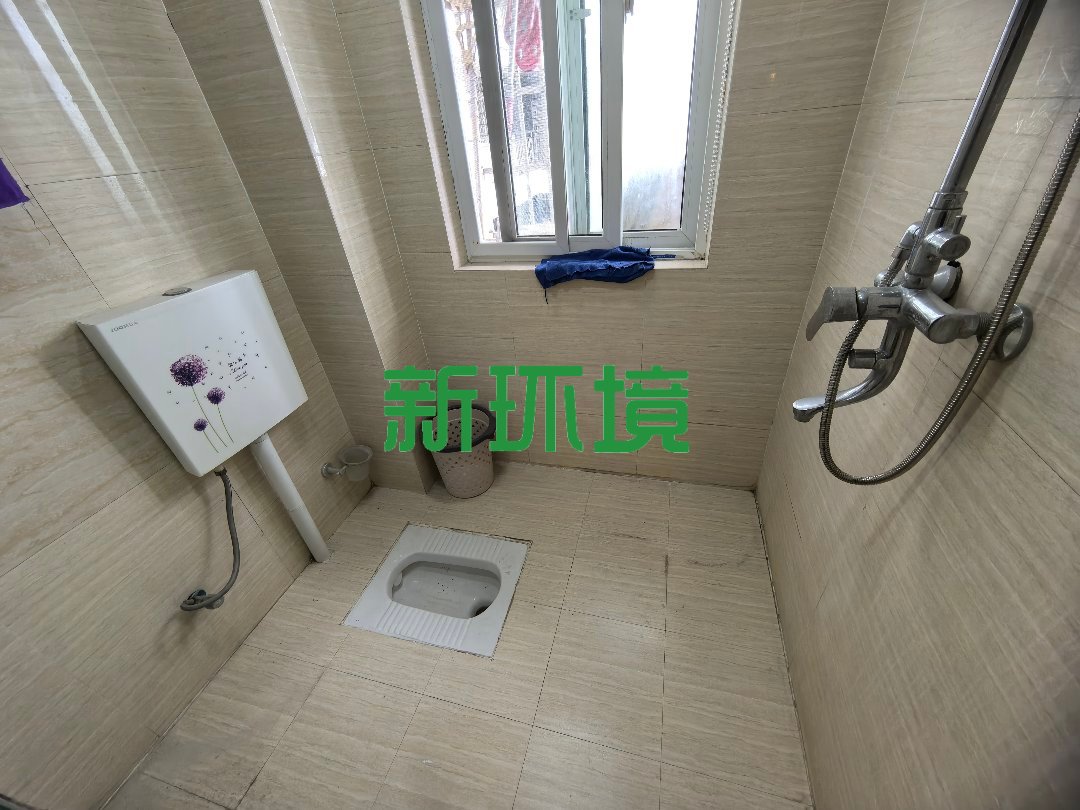 时代港湾  1室0厅0卫   71.80万客厅