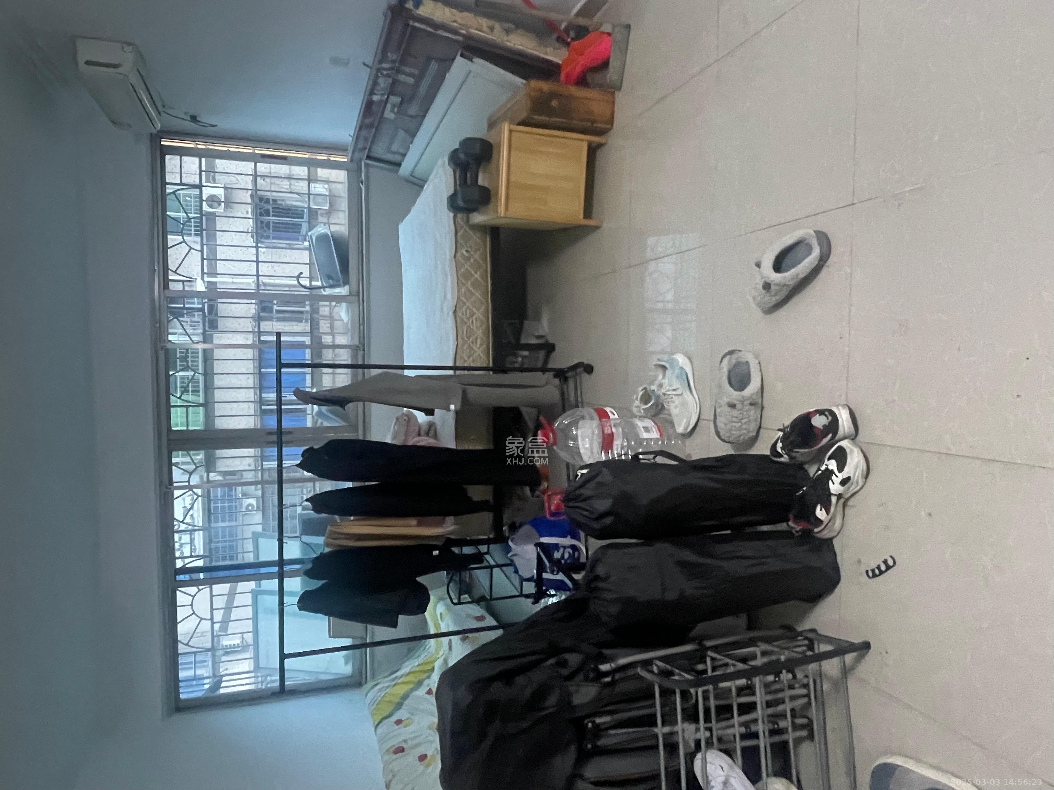 铭园小区  1室1厅1卫   1200.00元/月室内图