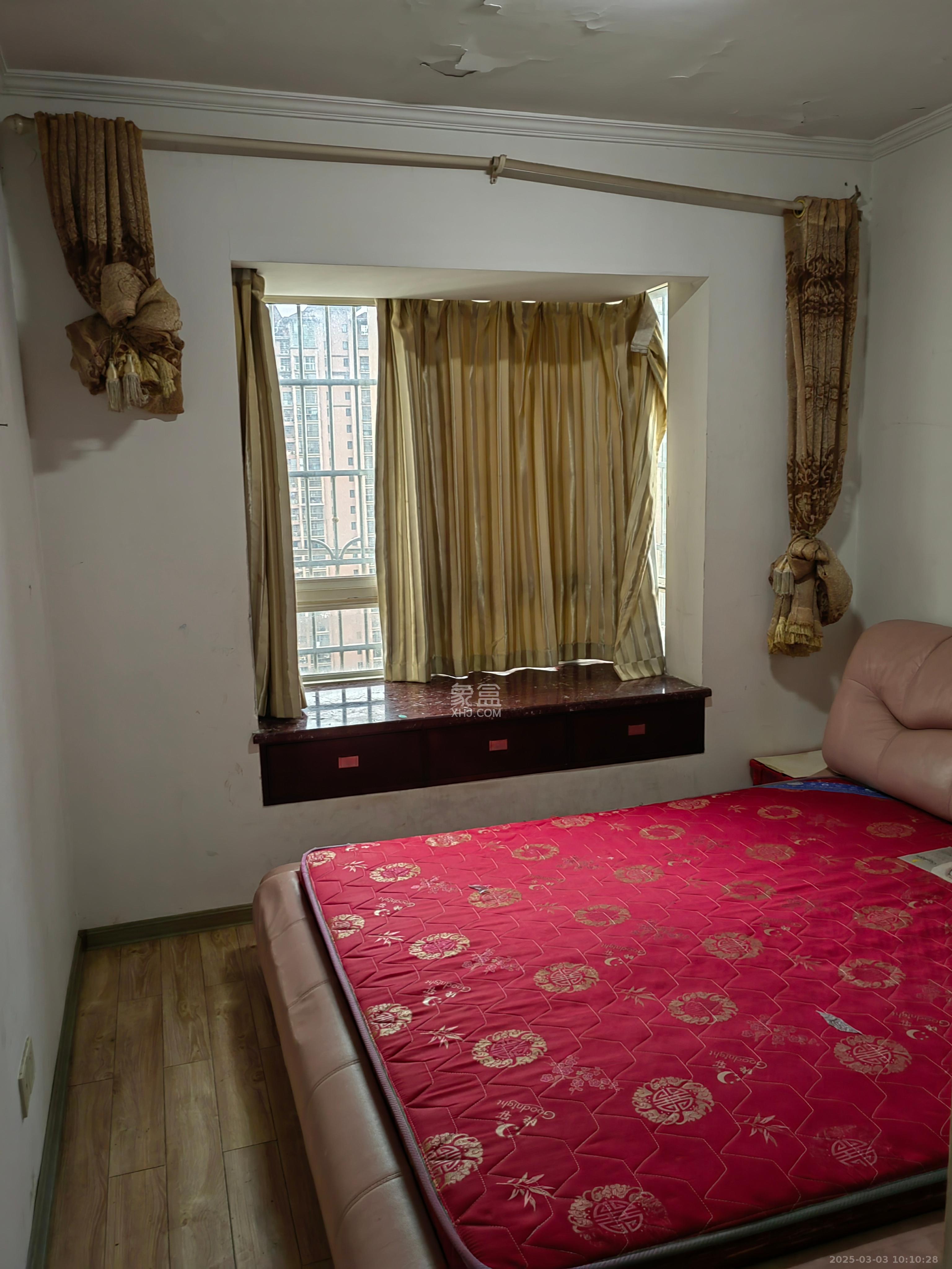 圣力华苑 3室2厅2卫 1800.0元/月 圣力华苑 3室2厅2卫 1800.0元/月室内图