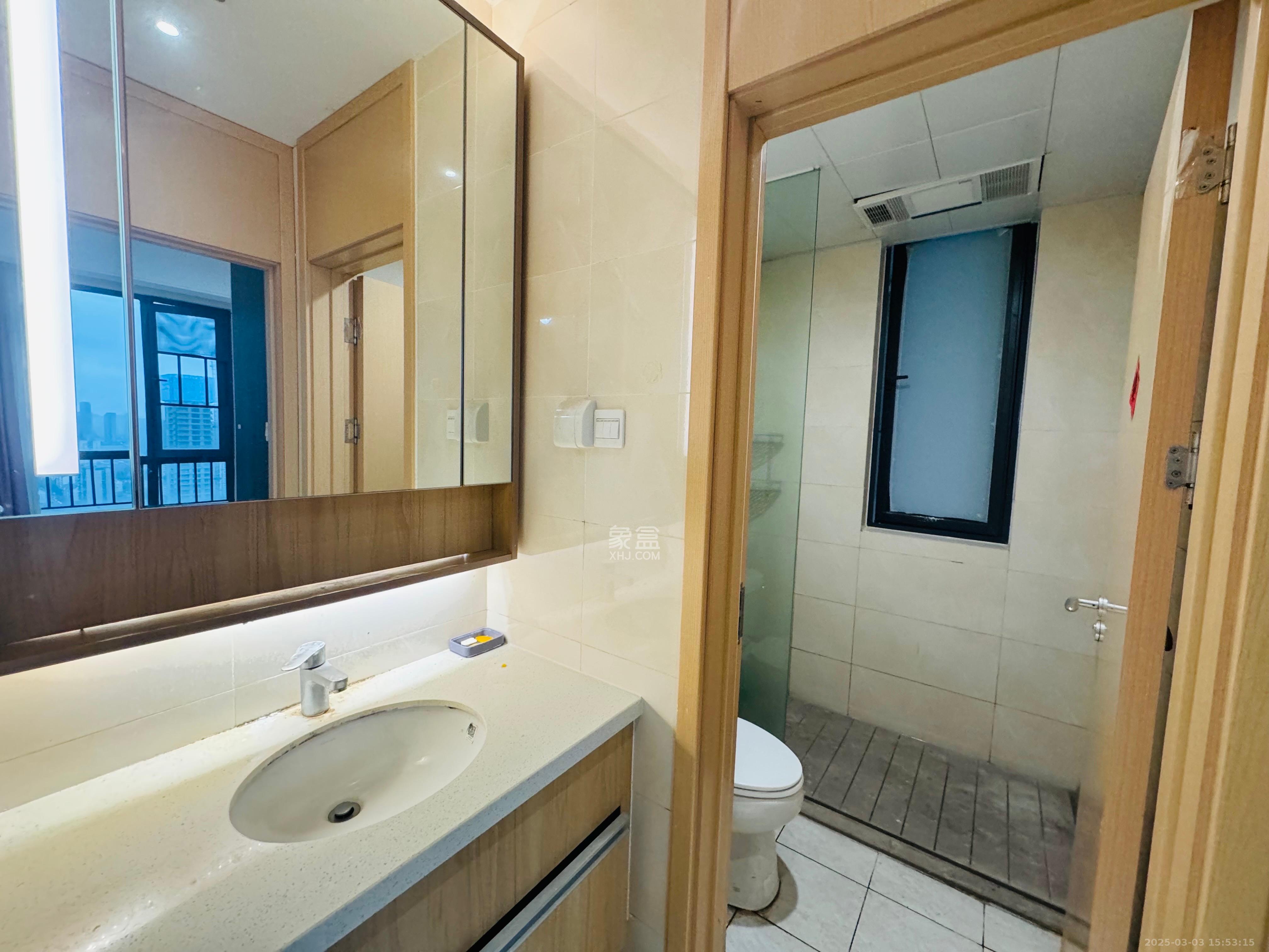 启迪协信中心  1室0厅0卫    2600.0元/月室内图