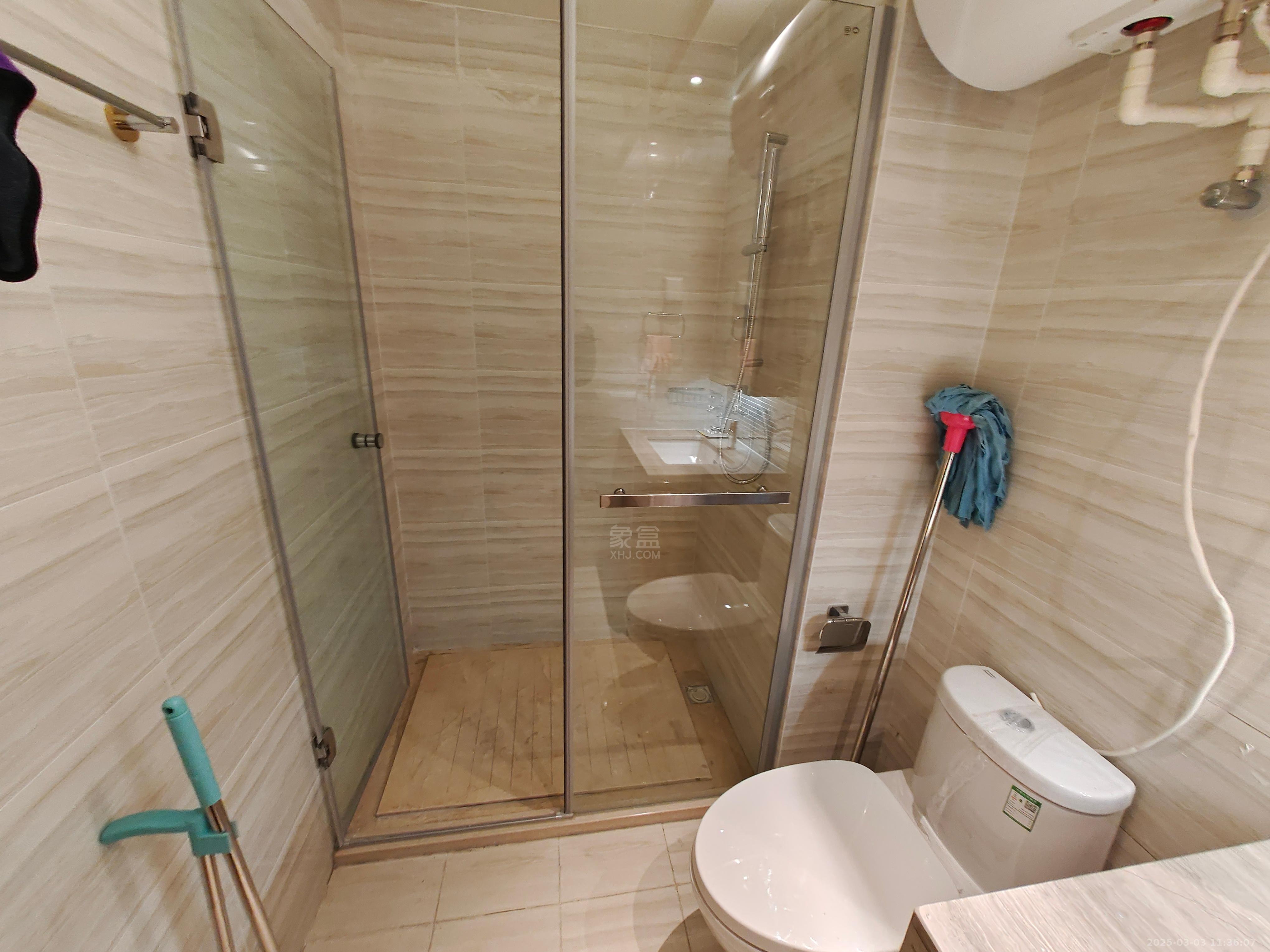 恒大华府 1室0厅0卫 1500.0元/月 恒大华府 1室0厅0卫 1500.0元/月室内图