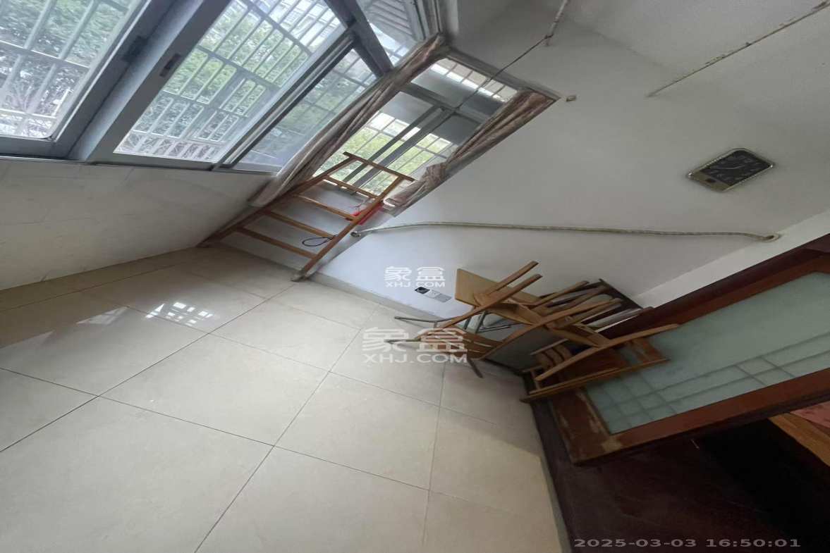 电厂新村 3室2厅1卫 1300.00元/月 电厂新村 3室2厅1卫 1300.00元/月室内图