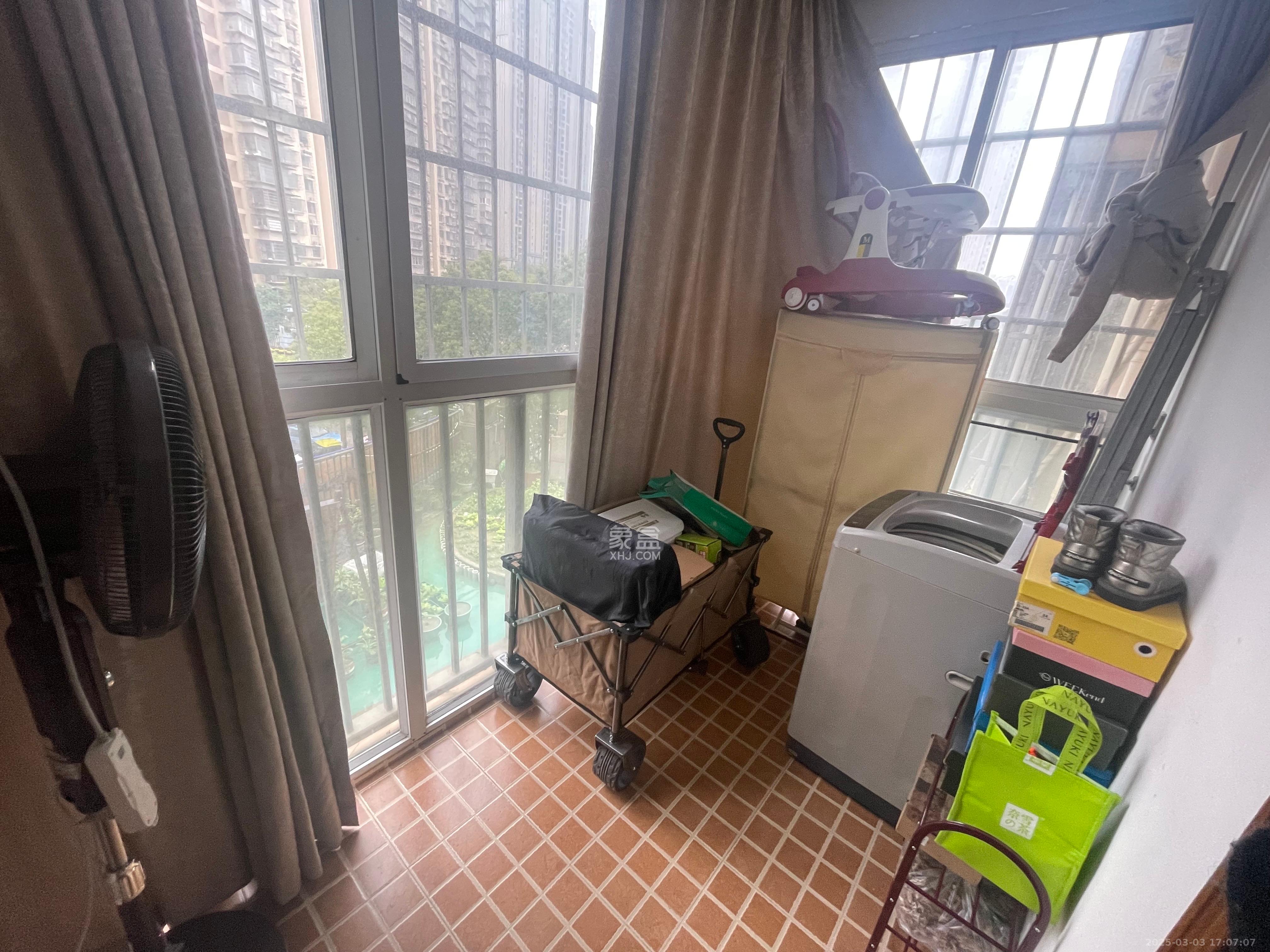 至雅小玲家园 3室2厅2卫 2650.0元/月 至雅小玲家园 3室2厅2卫 2650.0元/月室内图