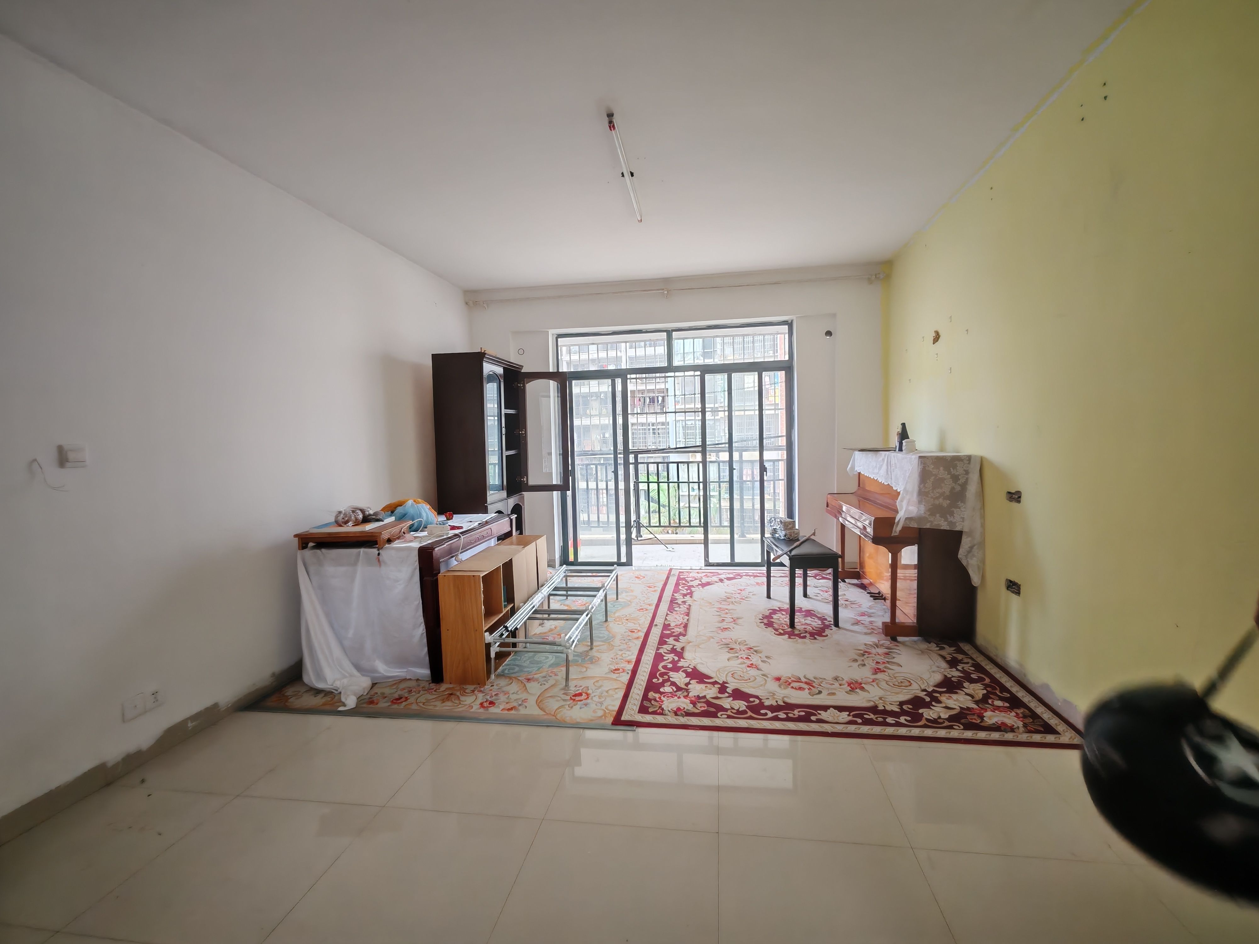 玉龙湾 4室2厅2卫 2500.0元/月 玉龙湾 4室2厅2卫 2500.0元/月户型图