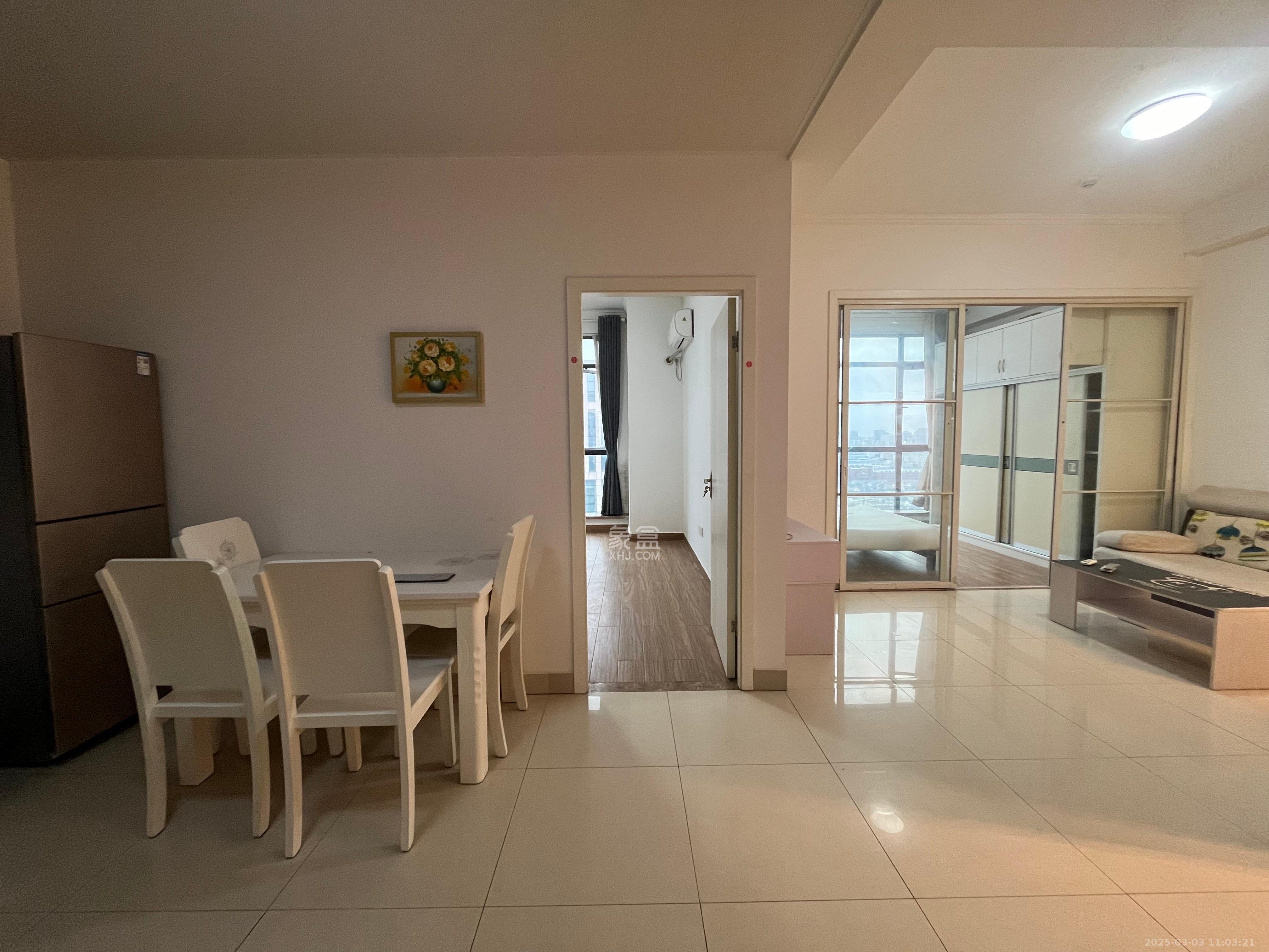 融科东南海 2室1厅1卫 2000.0元/月 融科东南海 2室1厅1卫 2000.0元/月室内图