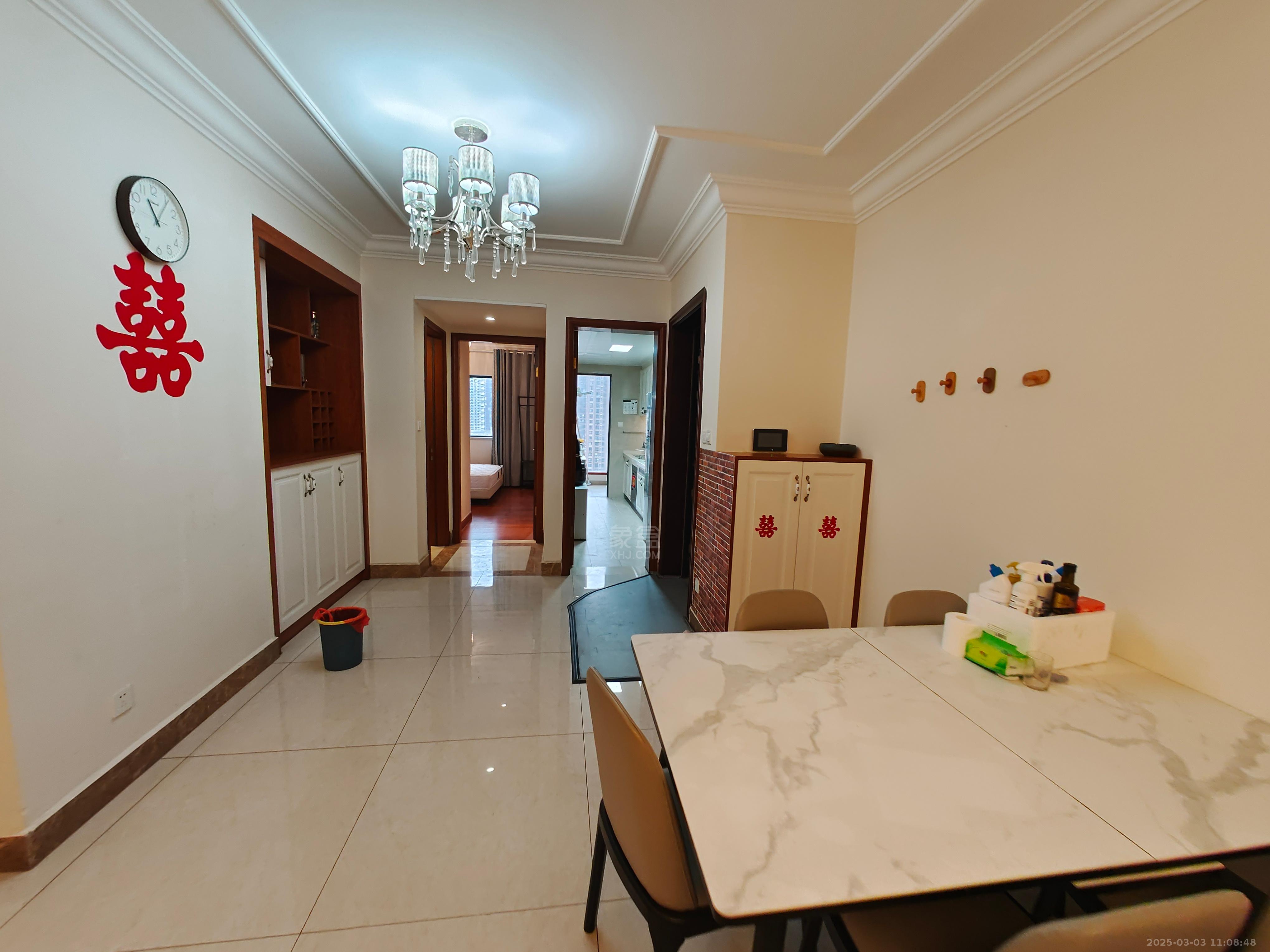 恒大华府 1室1厅1卫 2500.0元/月 恒大华府 1室1厅1卫 2500.0元/月室内图