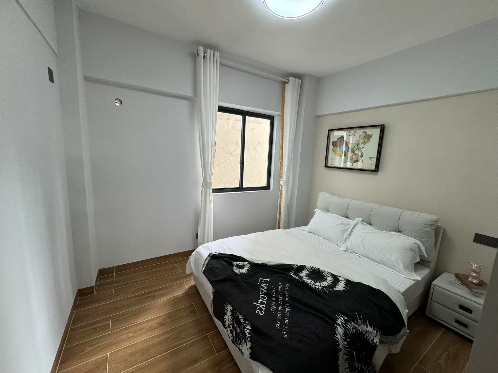 攀枝花苑 3室2厅1卫 112.0万 攀枝花苑 3室2厅1卫 112.0万卧室