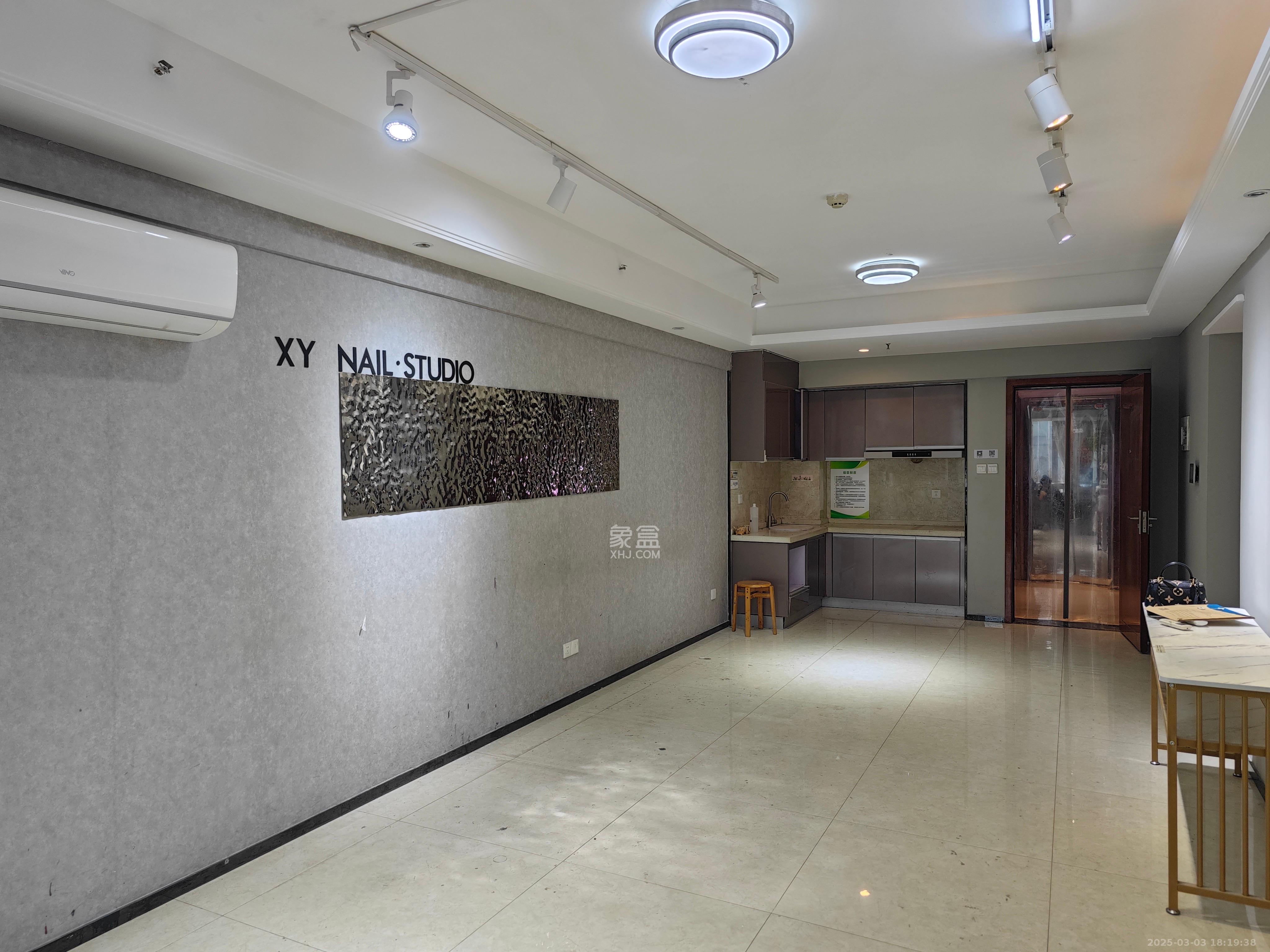 德思勤城市广场(宝格丽公寓) 1室0厅0卫 5000.0元/月 德思勤城市广场(宝格丽公寓) 1室0厅0卫 5000.0元/月室内图