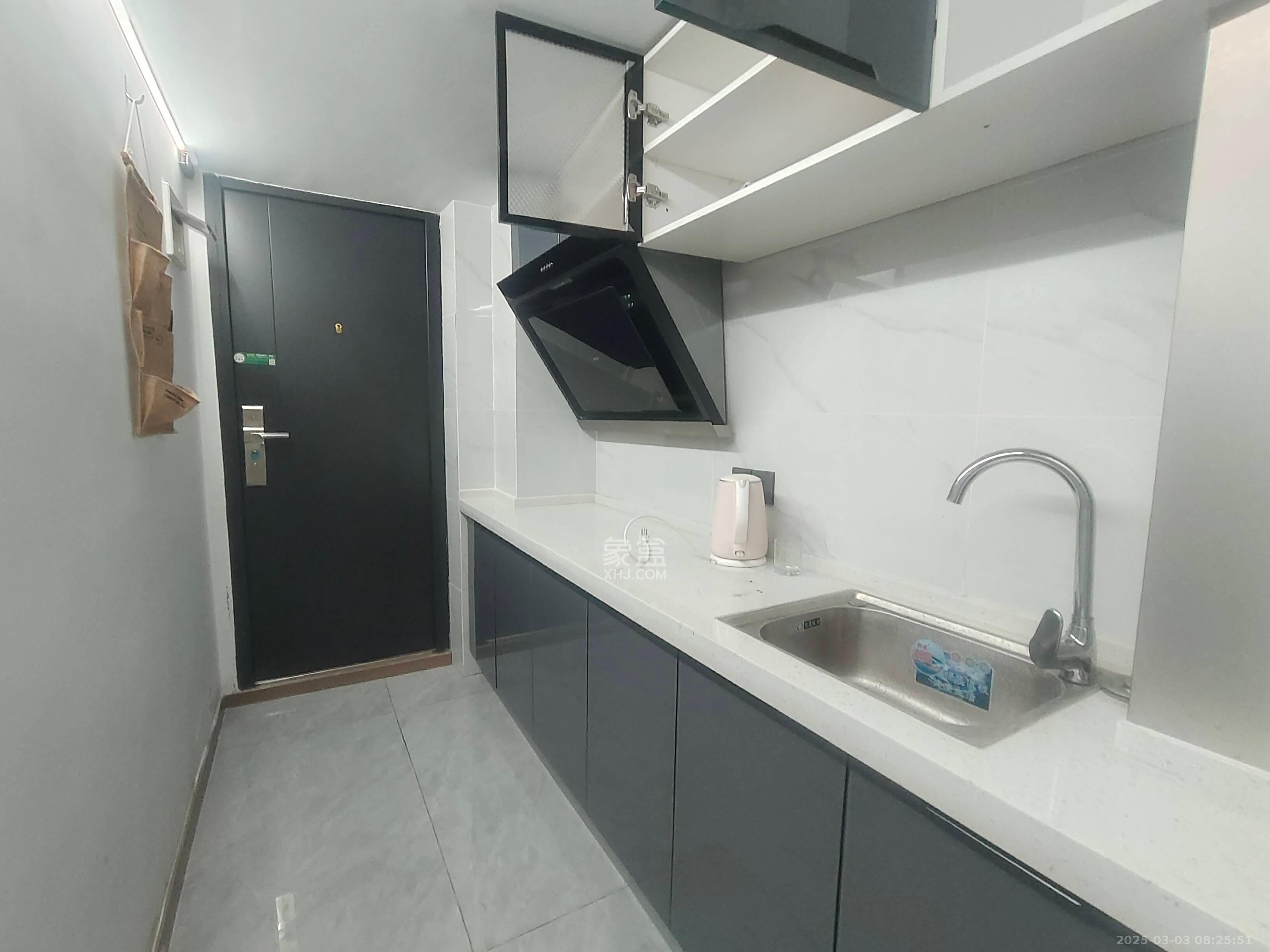 融圣国际 1室1厅1卫 2000.0元/月 融圣国际 1室1厅1卫 2000.0元/月室内图