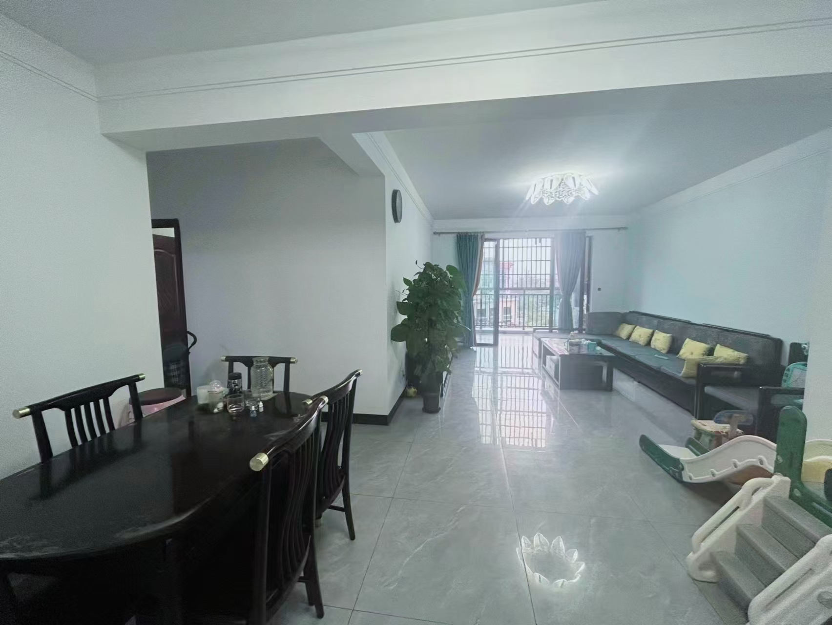 金岛海一方 3室2厅2卫 195.0万 金岛海一方 3室2厅2卫 195.0万室内图