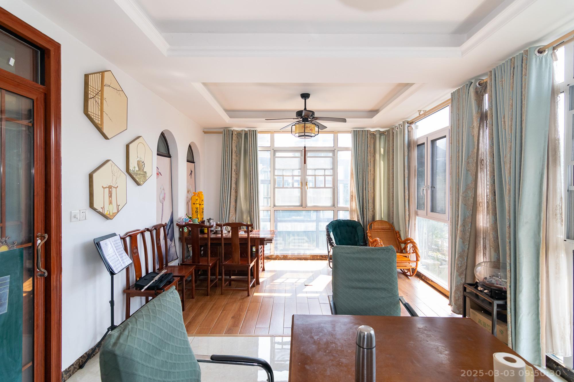 金地三千府(金地湖山樾、金地自在城) 7室3厅5卫 12800.0元/月 金地三千府(金地湖山樾、金地自在城) 7室3厅5卫 12800.0元/月室内图