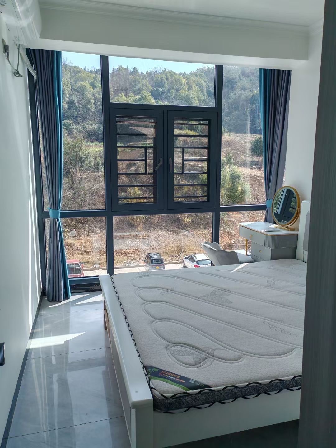 富冲小区  1室0厅0卫    1280.0元/月室内图