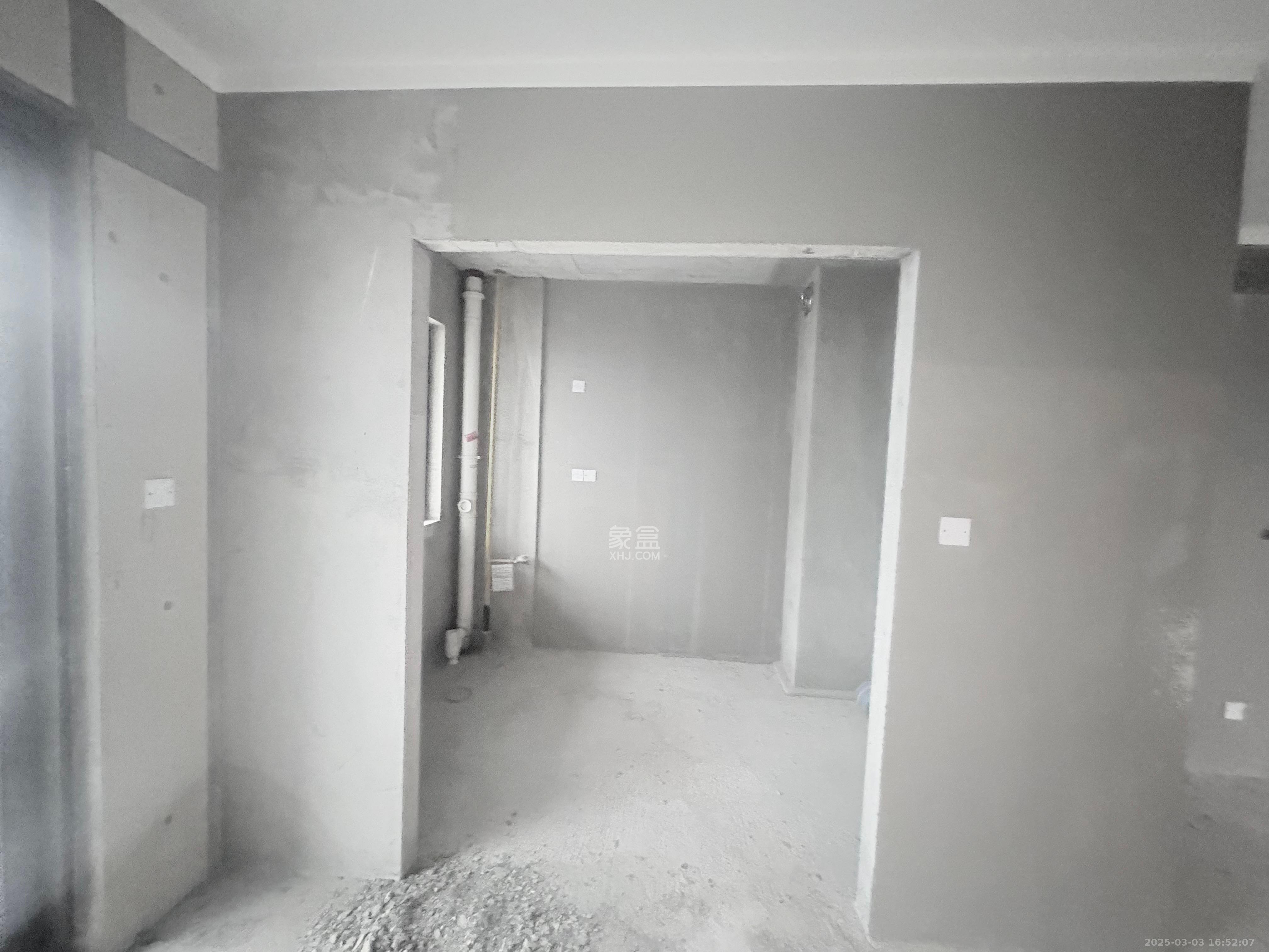 大都汇天悦(保利大都汇三期)  3室1厅2卫    1800.0元/月 大都汇天悦(保利大都汇三期)  3室1厅2卫    1800.0元/月室内图