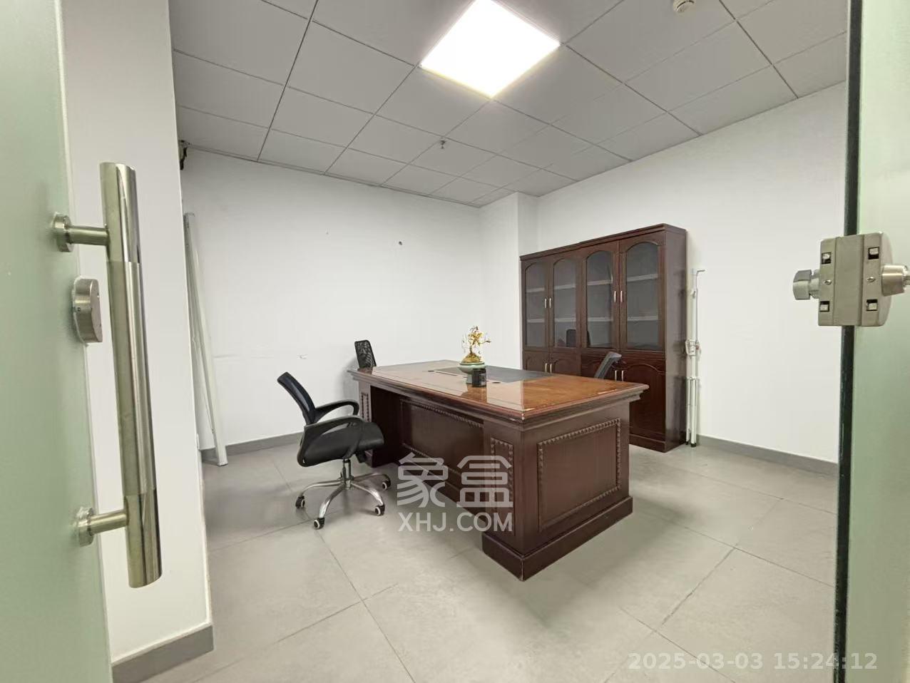 奥克斯缔壹城 1室1厅1卫 1600.0元/月 奥克斯缔壹城 1室1厅1卫 1600.0元/月室内图