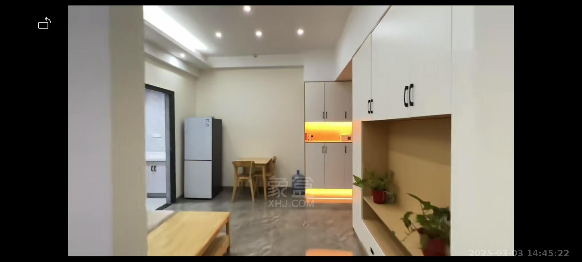 朗廷览江  1室0厅0卫   2300.00元/月户型图