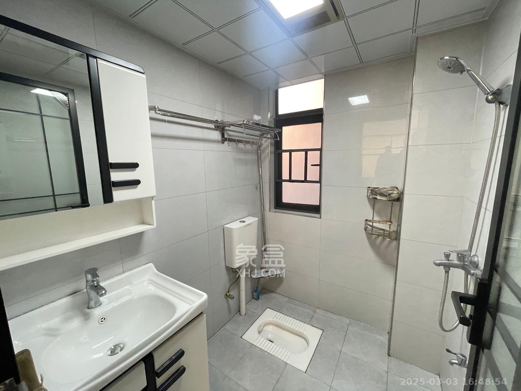 嘉雨兴园  2室1厅1卫    2900.0元/月室内图