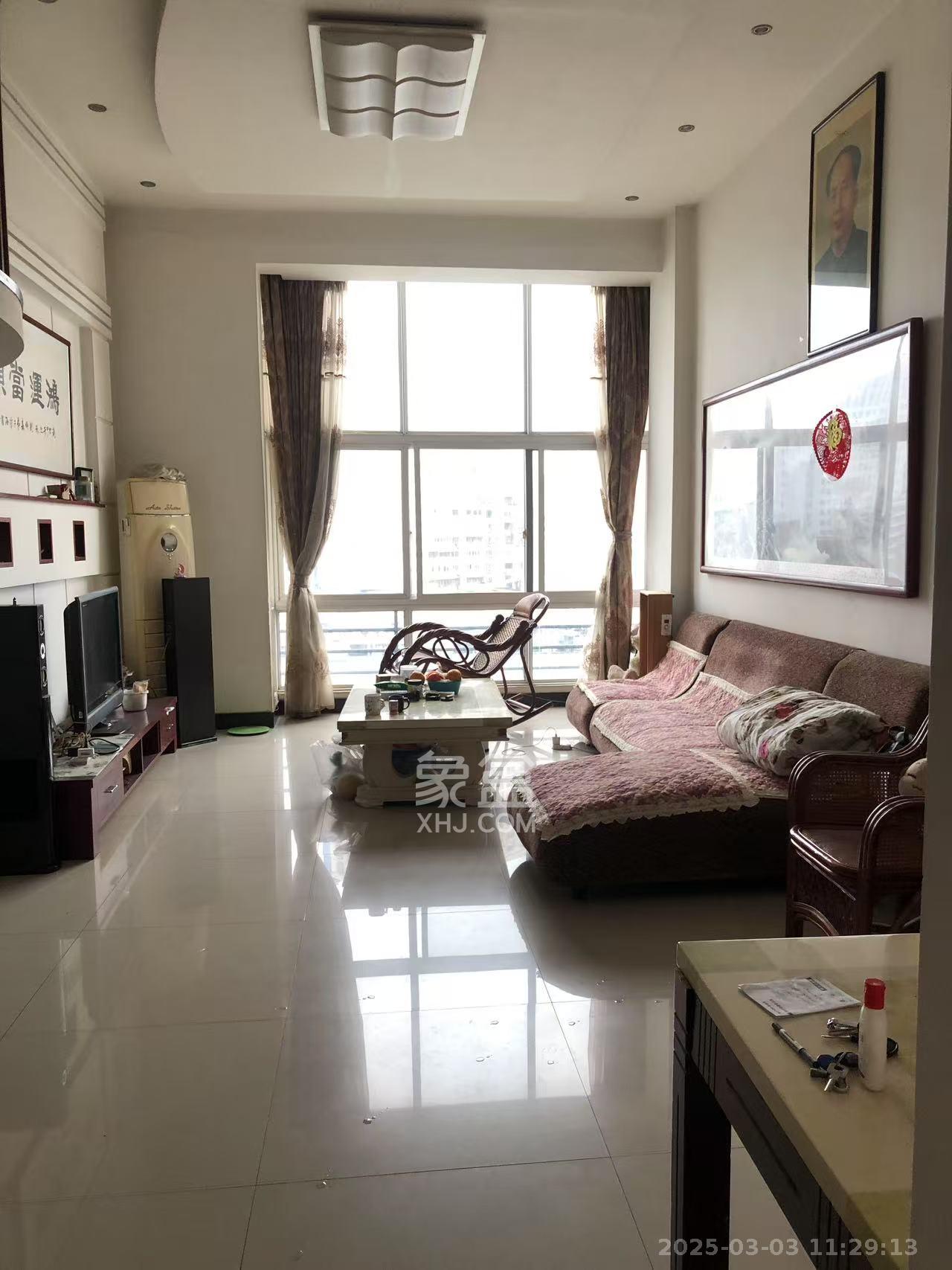 楚天家园 3室2厅1卫 2000.0元/月 楚天家园 3室2厅1卫 2000.0元/月室内图