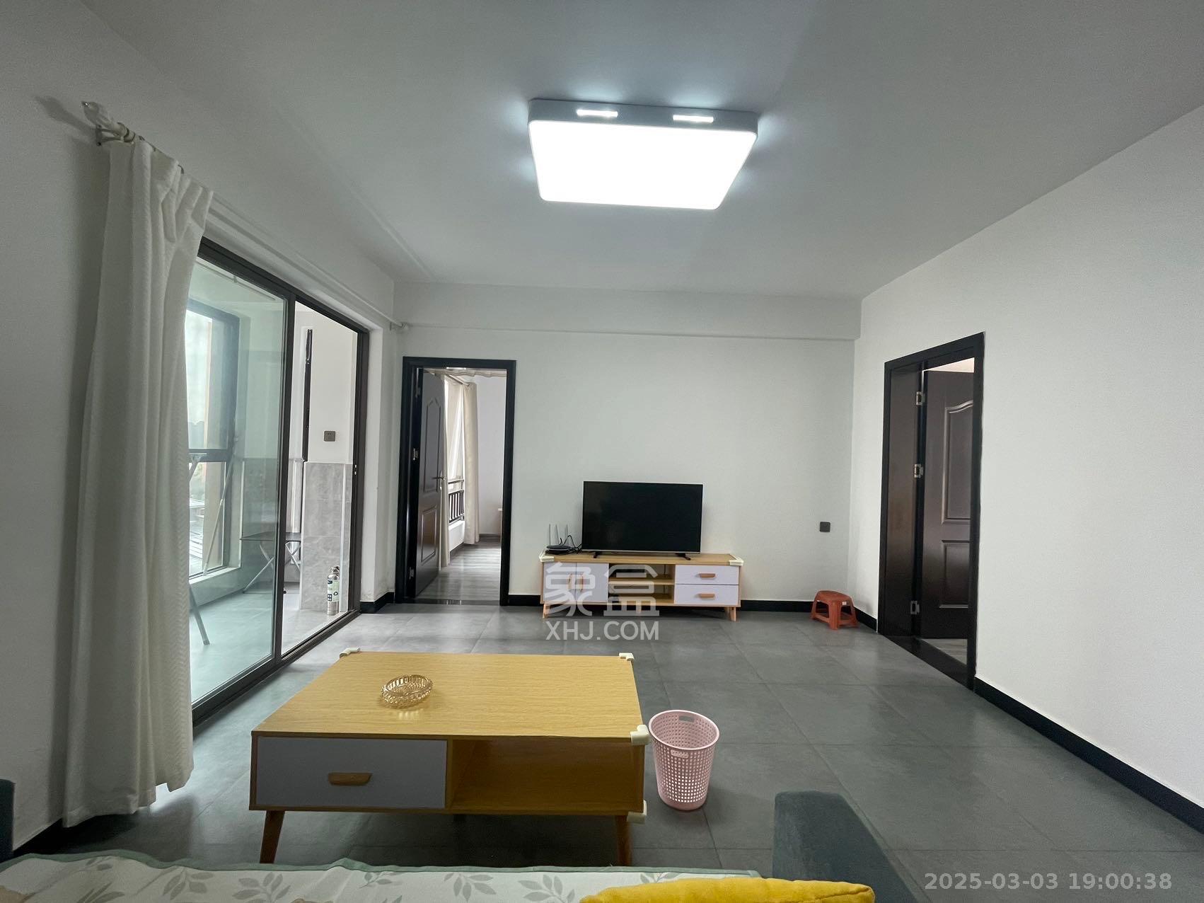 合能洋湖公馆 3室2厅2卫 2800.0元/月 合能洋湖公馆 3室2厅2卫 2800.0元/月室内图