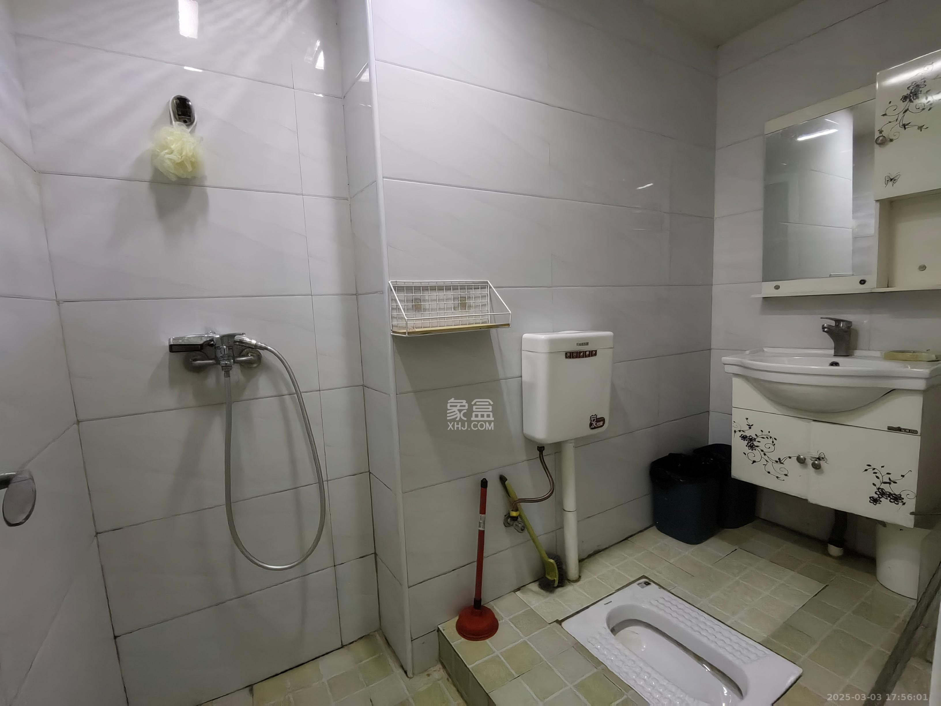 怡海星城 1室1厅1卫 900.0元/月 怡海星城 1室1厅1卫 900.0元/月室内图