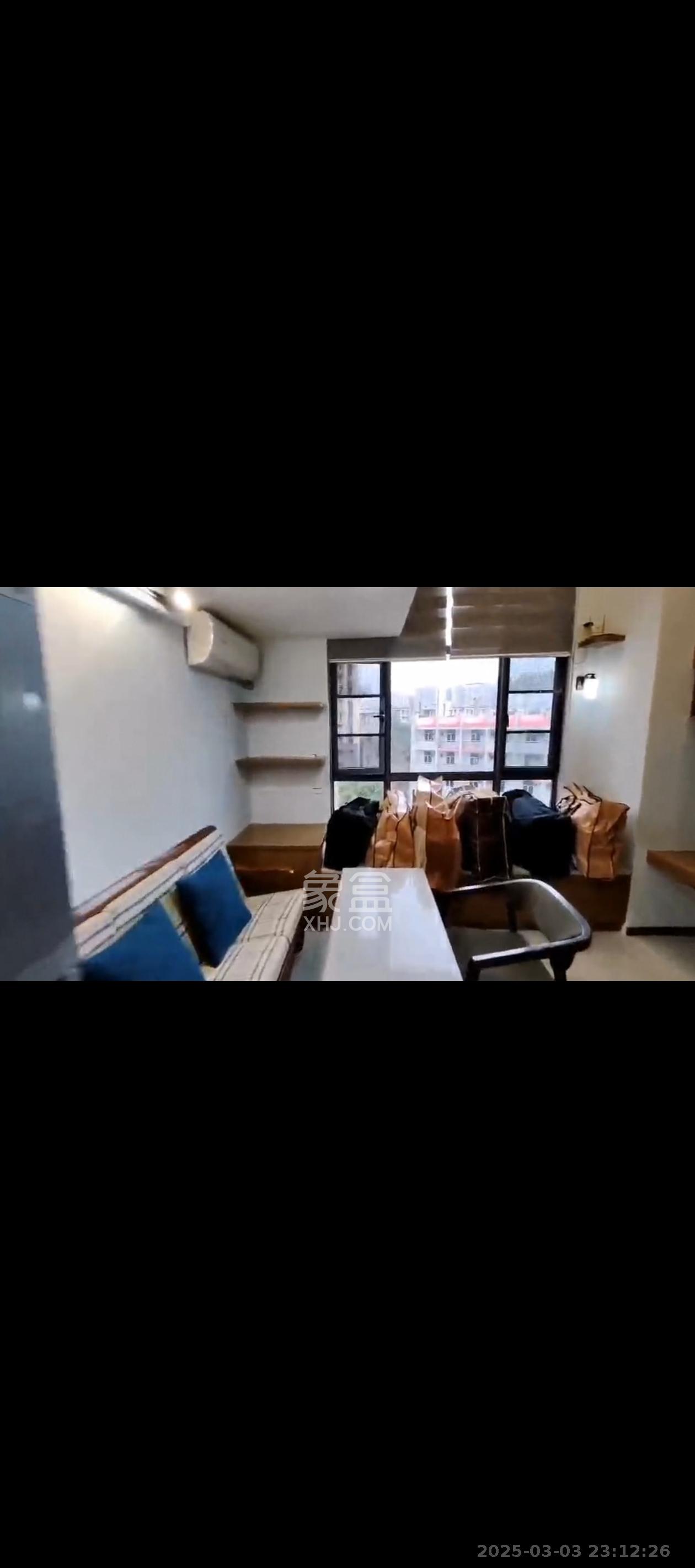 荣盛花语书苑  1室1厅1卫    2600.0元/月 荣盛花语书苑  1室1厅1卫    2600.0元/月室内图