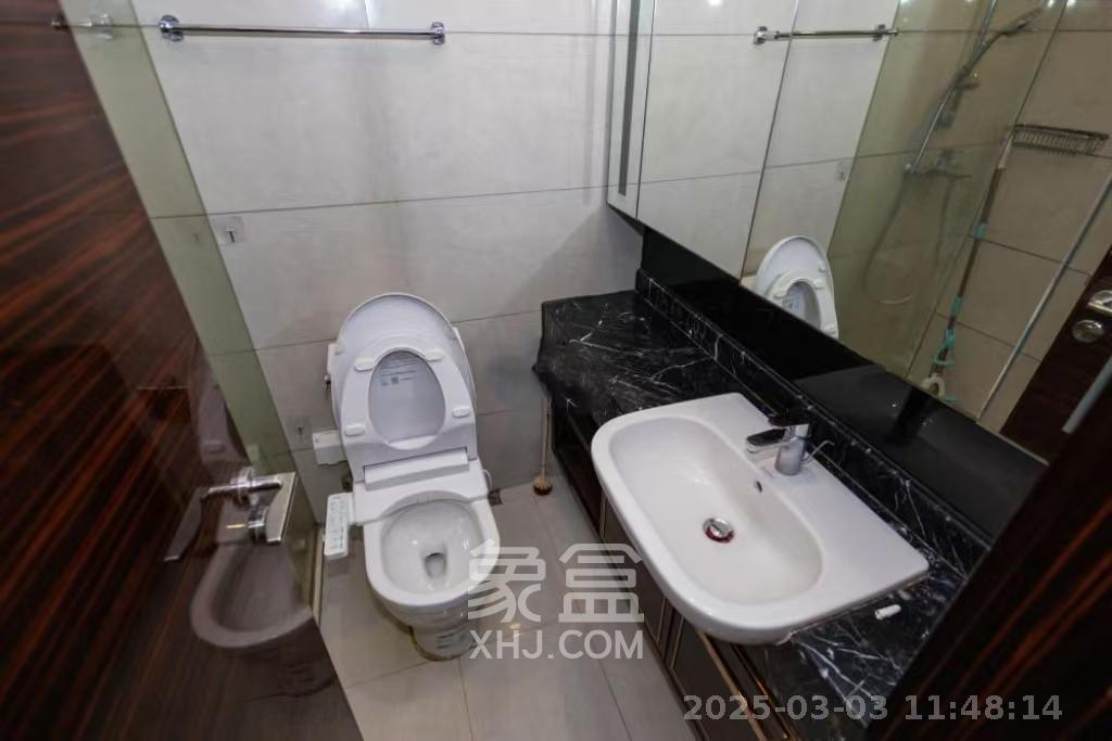 保利国际广场 1室1厅1卫 4500.0元/月 保利国际广场 1室1厅1卫 4500.0元/月室内图