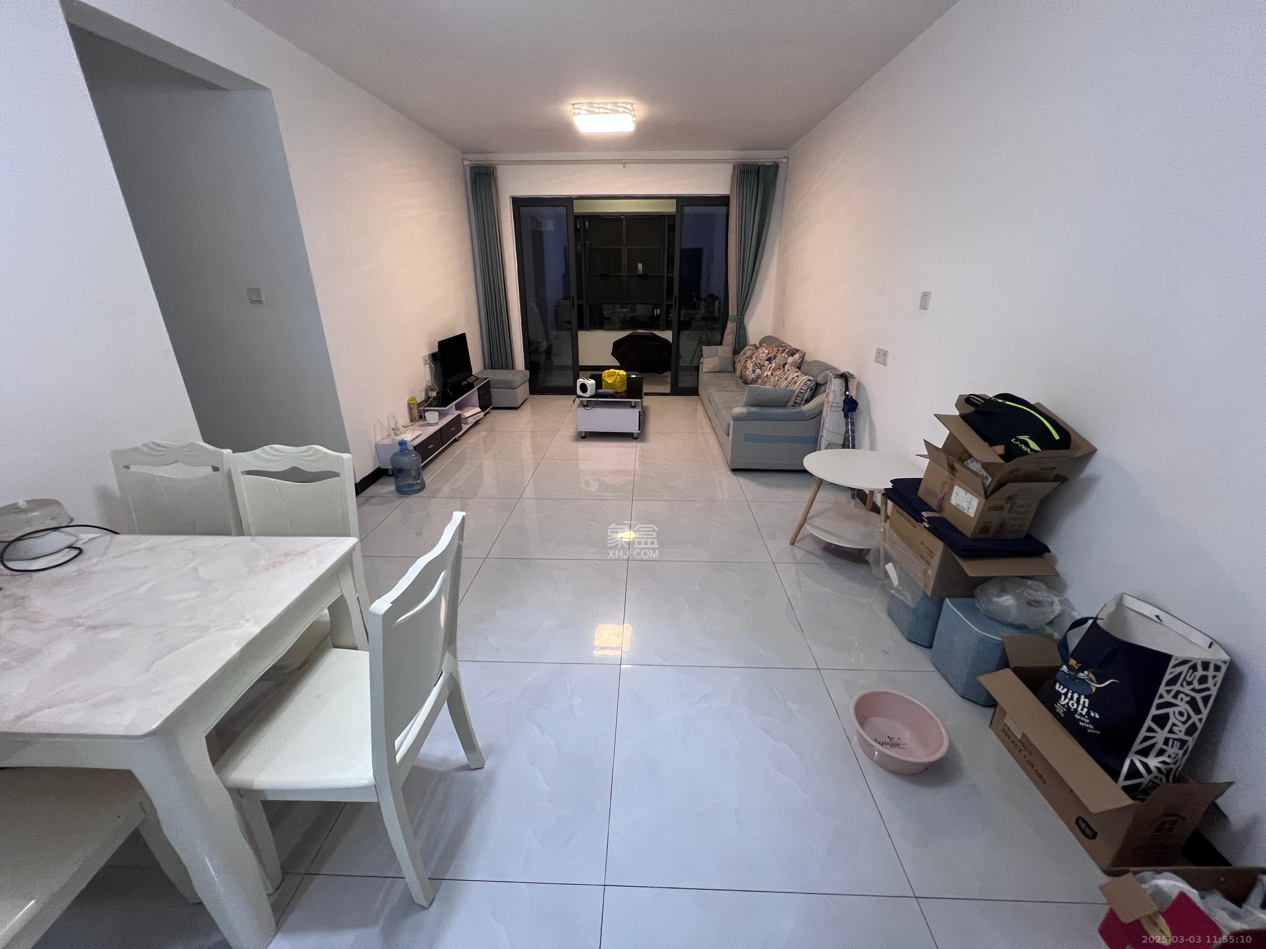 长房云时代  3室2厅2卫    3000.0元/月 长房云时代  3室2厅2卫    3000.0元/月室内图