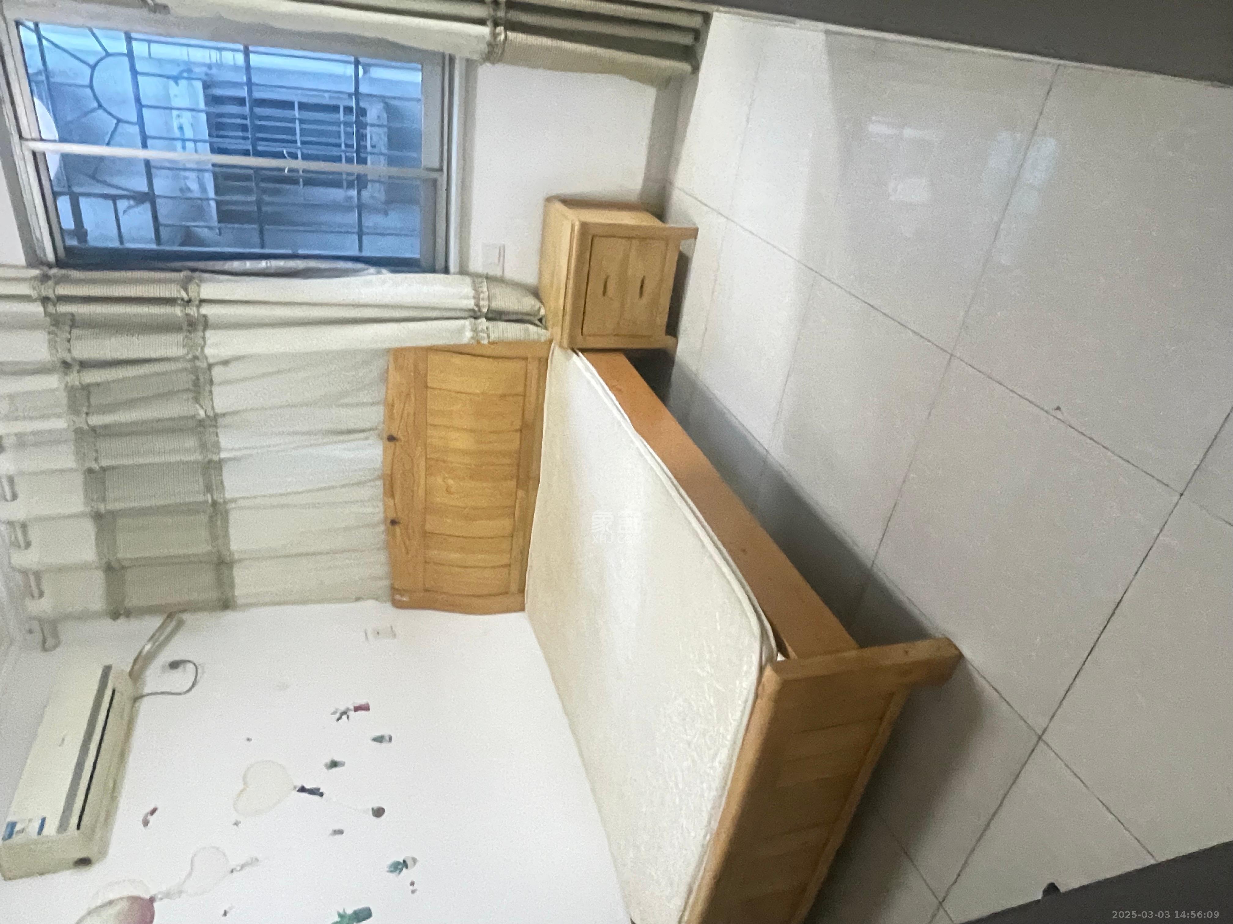 铭园小区  1室1厅1卫   1200.00元/月室内图