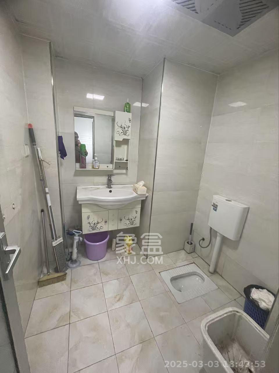 凯通国际城(凯通朝庭) 2室1厅1卫 1800.0元/月 凯通国际城(凯通朝庭) 2室1厅1卫 1800.0元/月室内图