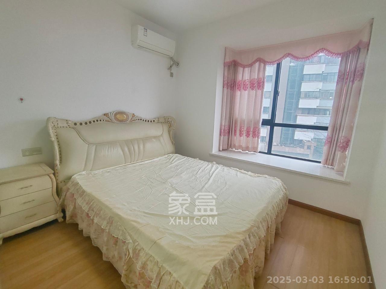 湘江世纪城临江苑  3室2厅2卫   2800.00元/月室内图