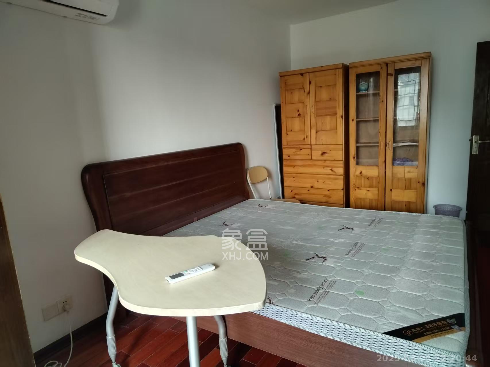 湖南中医药大学梨子山宿舍 2室1厅1卫 2300.0元/月 湖南中医药大学梨子山宿舍 2室1厅1卫 2300.0元/月室内图