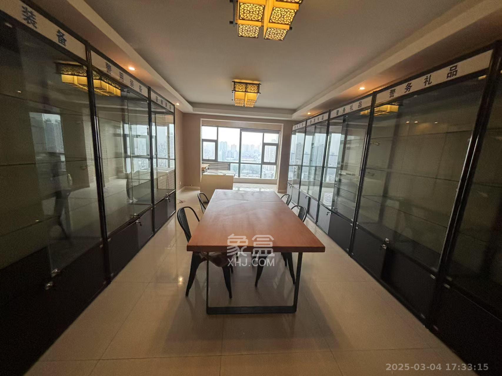 人瑞潇湘国际 1室1厅1卫 2500.0元/月 人瑞潇湘国际 1室1厅1卫 2500.0元/月室内图