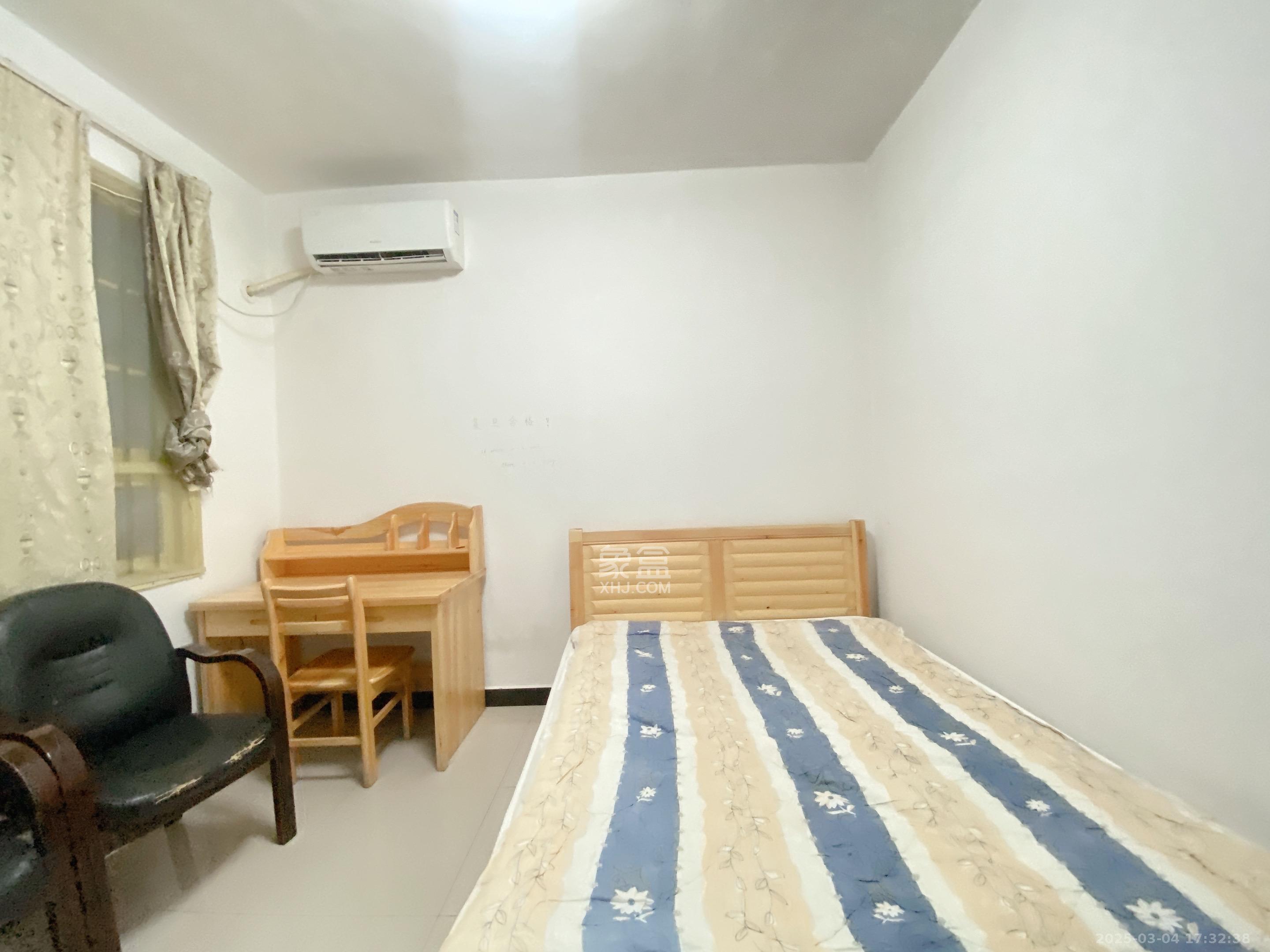 芙蓉路社区中山宿舍  2室1厅1卫   2100.00元/月室内图