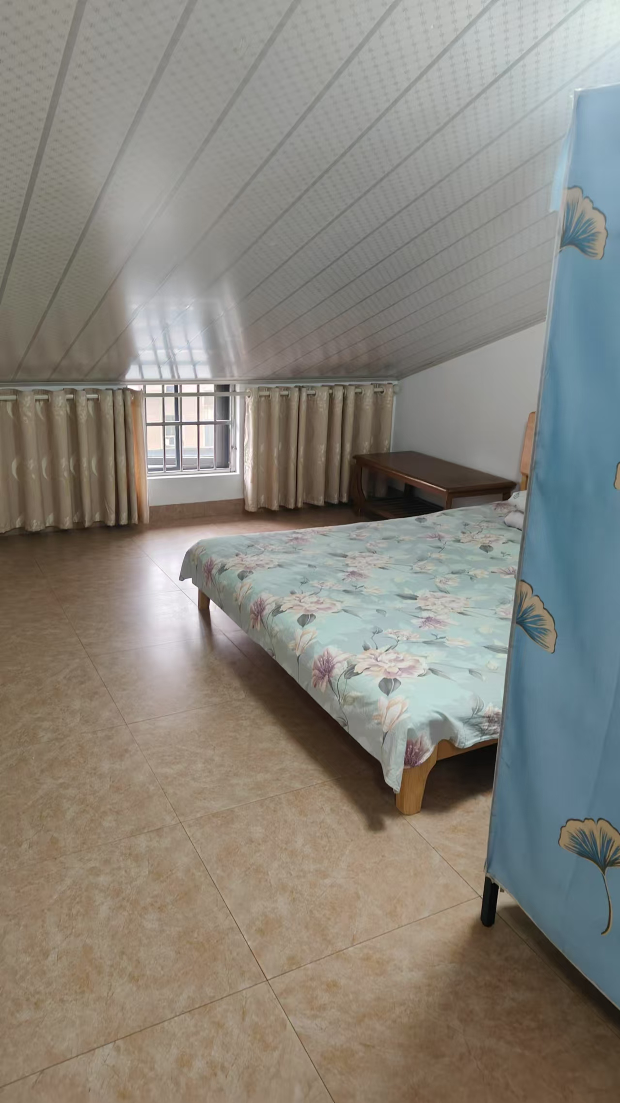 竹山社区  1室1厅1卫    500.0元/月 竹山社区  1室1厅1卫    500.0元/月室内图