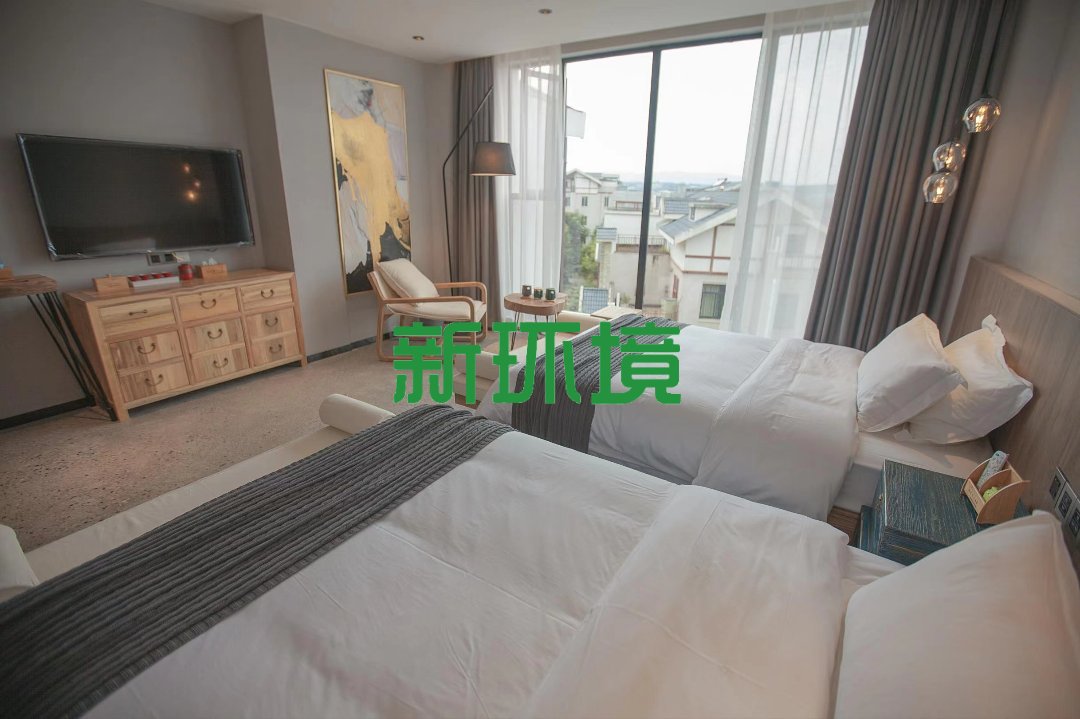 半山丽墅  6室2厅4卫   550.00万客厅