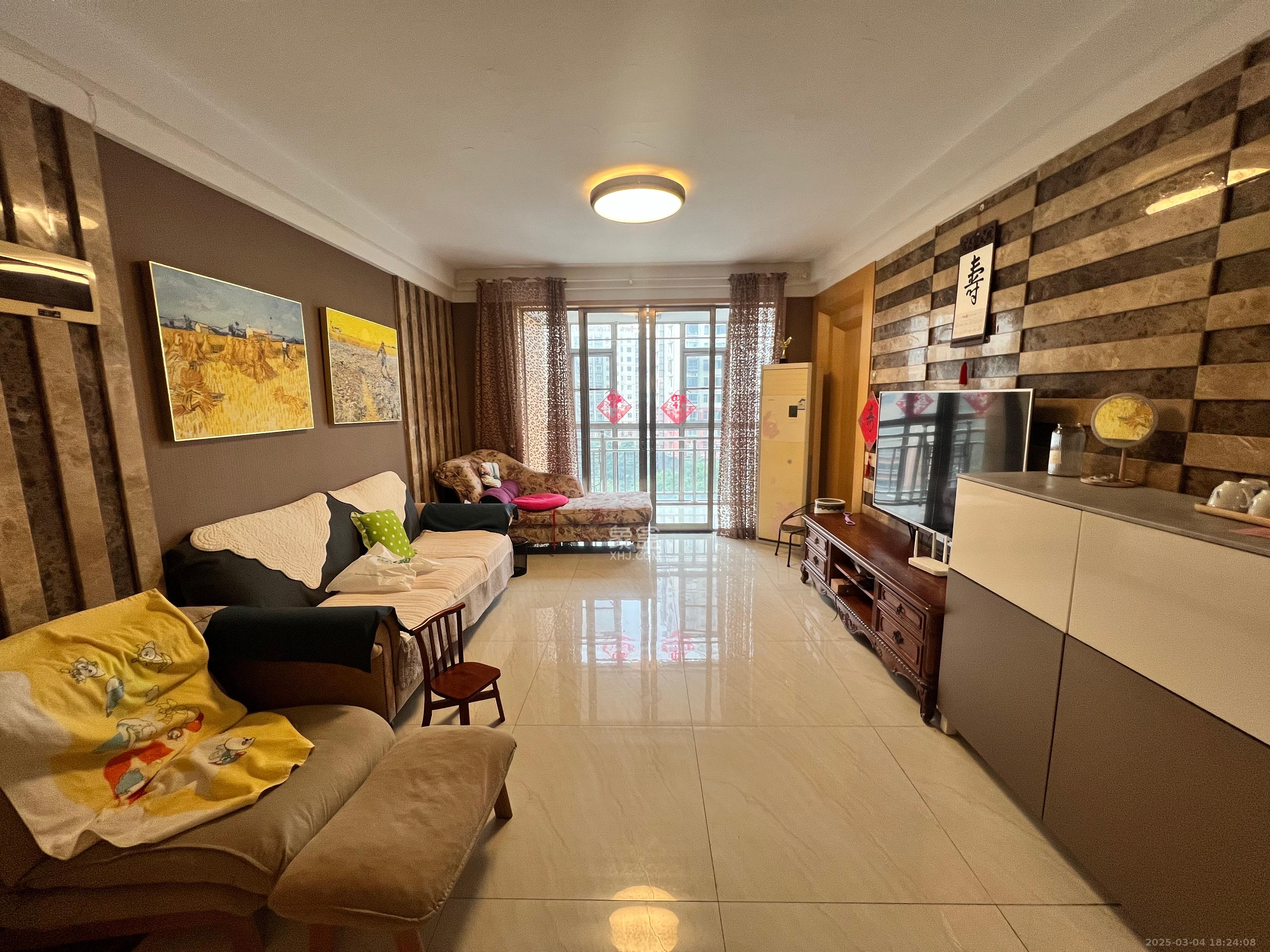 富兴嘉城(富兴汇中央) 4室2厅1卫 3500.0元/月 富兴嘉城(富兴汇中央) 4室2厅1卫 3500.0元/月室内图