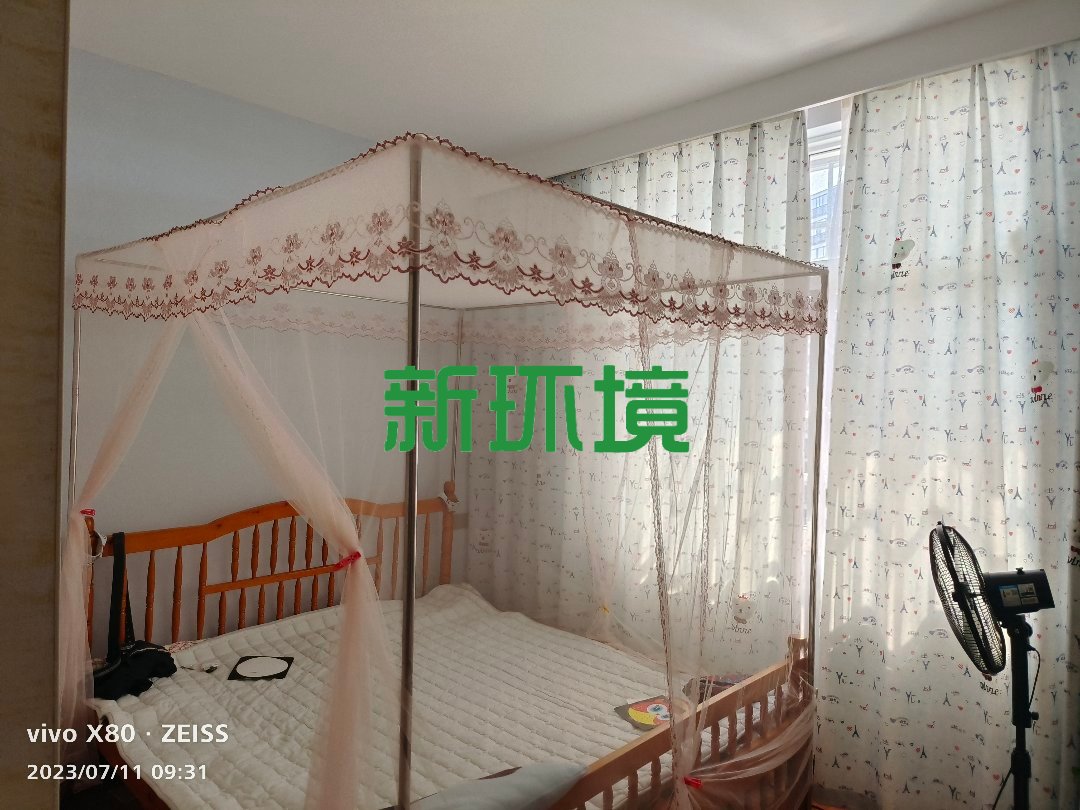 天健佳苑  4室2厅2卫   68.00万客厅