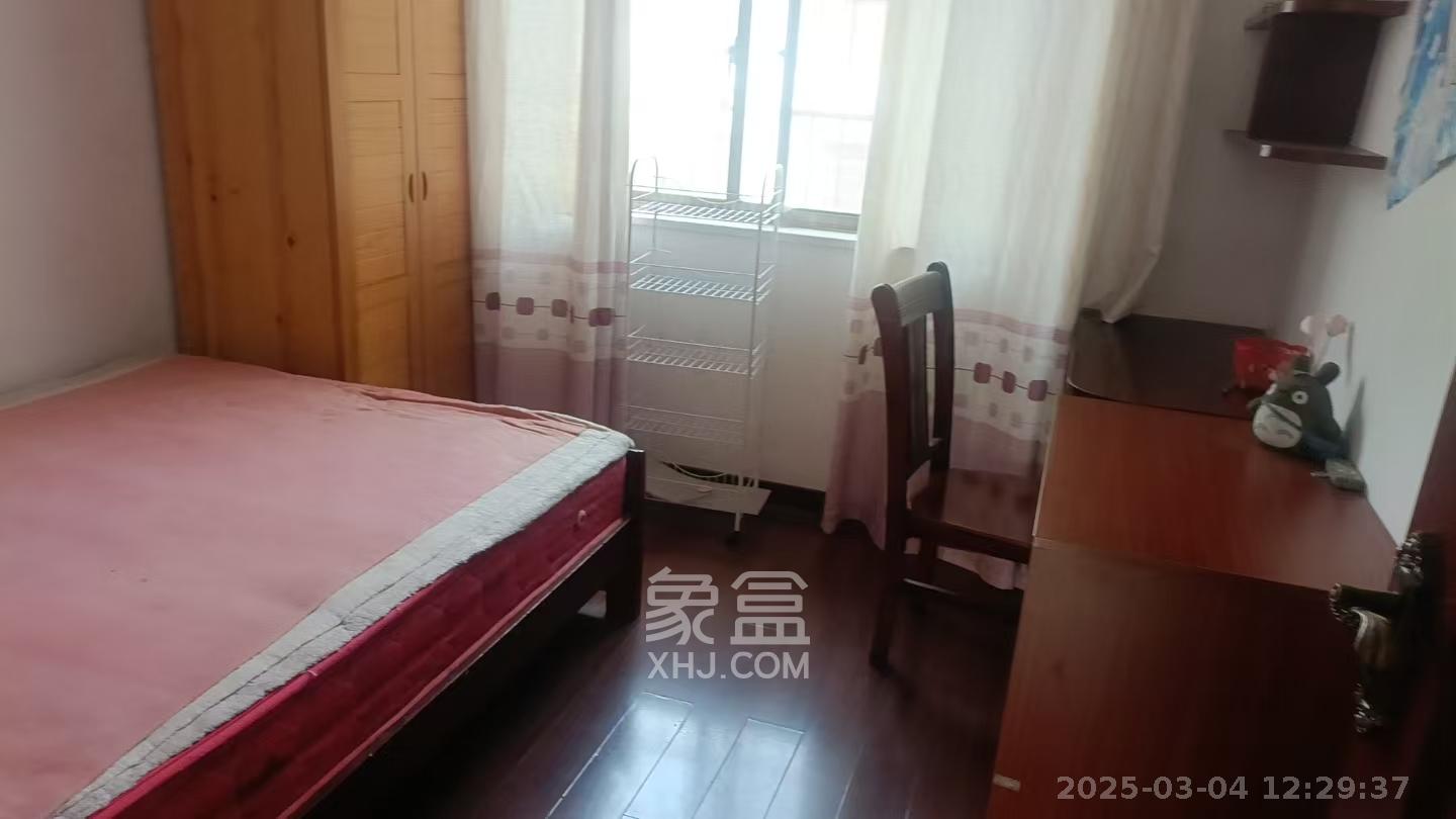 兴隆小区  1室0厅0卫   1500.00元/月室内图