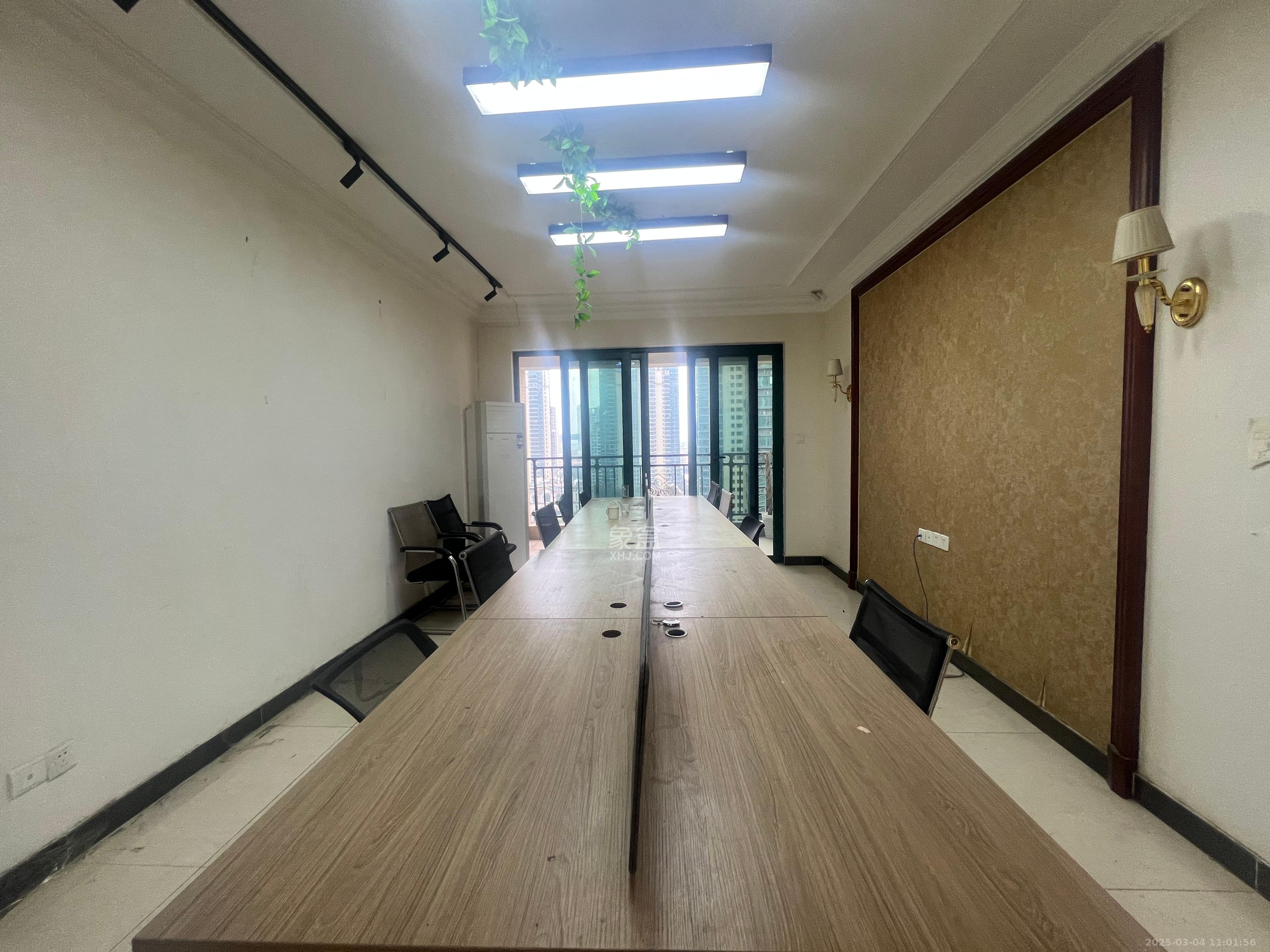 恒大雅苑  3室2厅2卫    2800.0元/月 恒大雅苑  3室2厅2卫    2800.0元/月