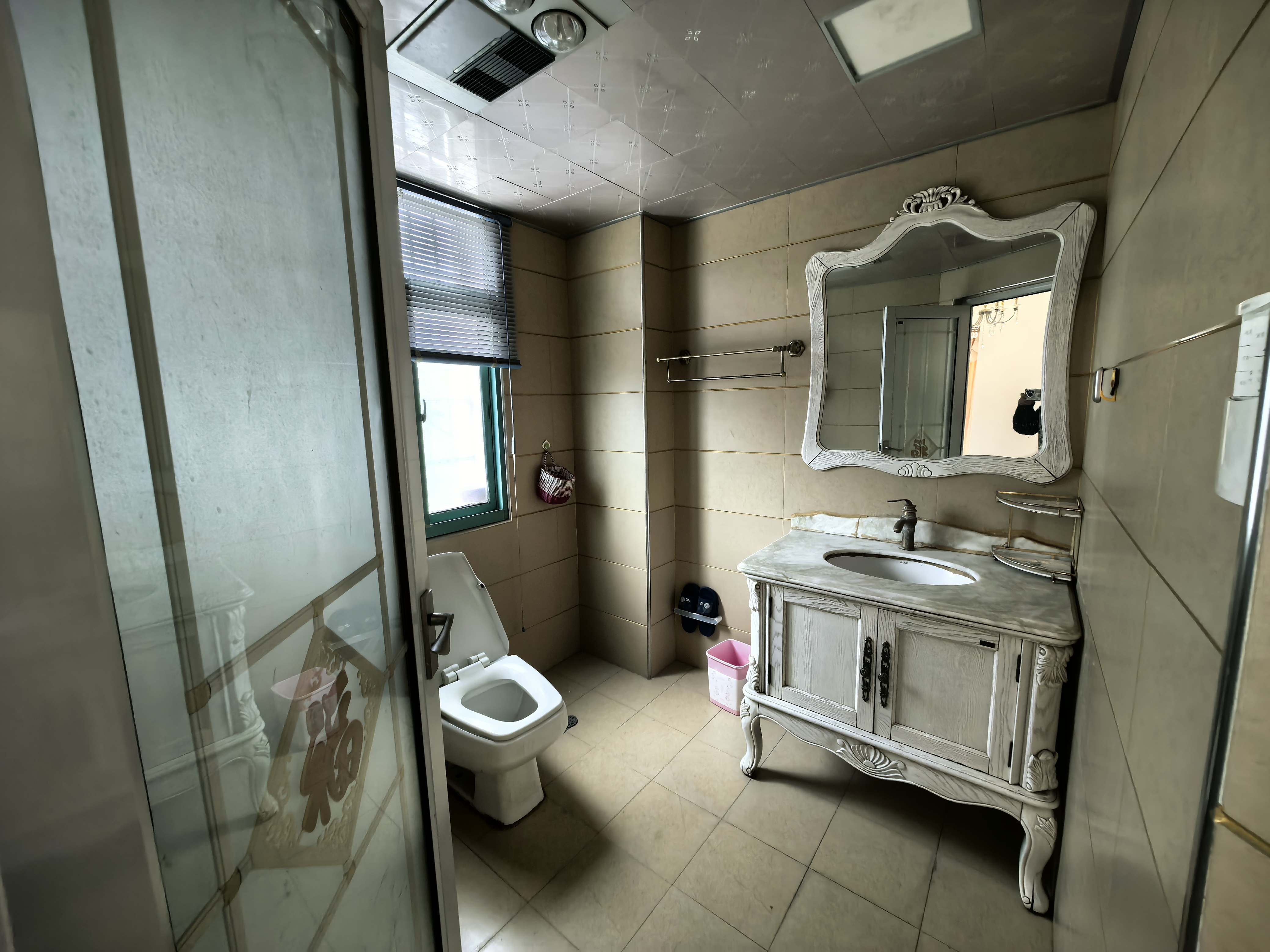 武警星苑 4室2厅2卫 79.8万 武警星苑 4室2厅2卫 79.8万客厅