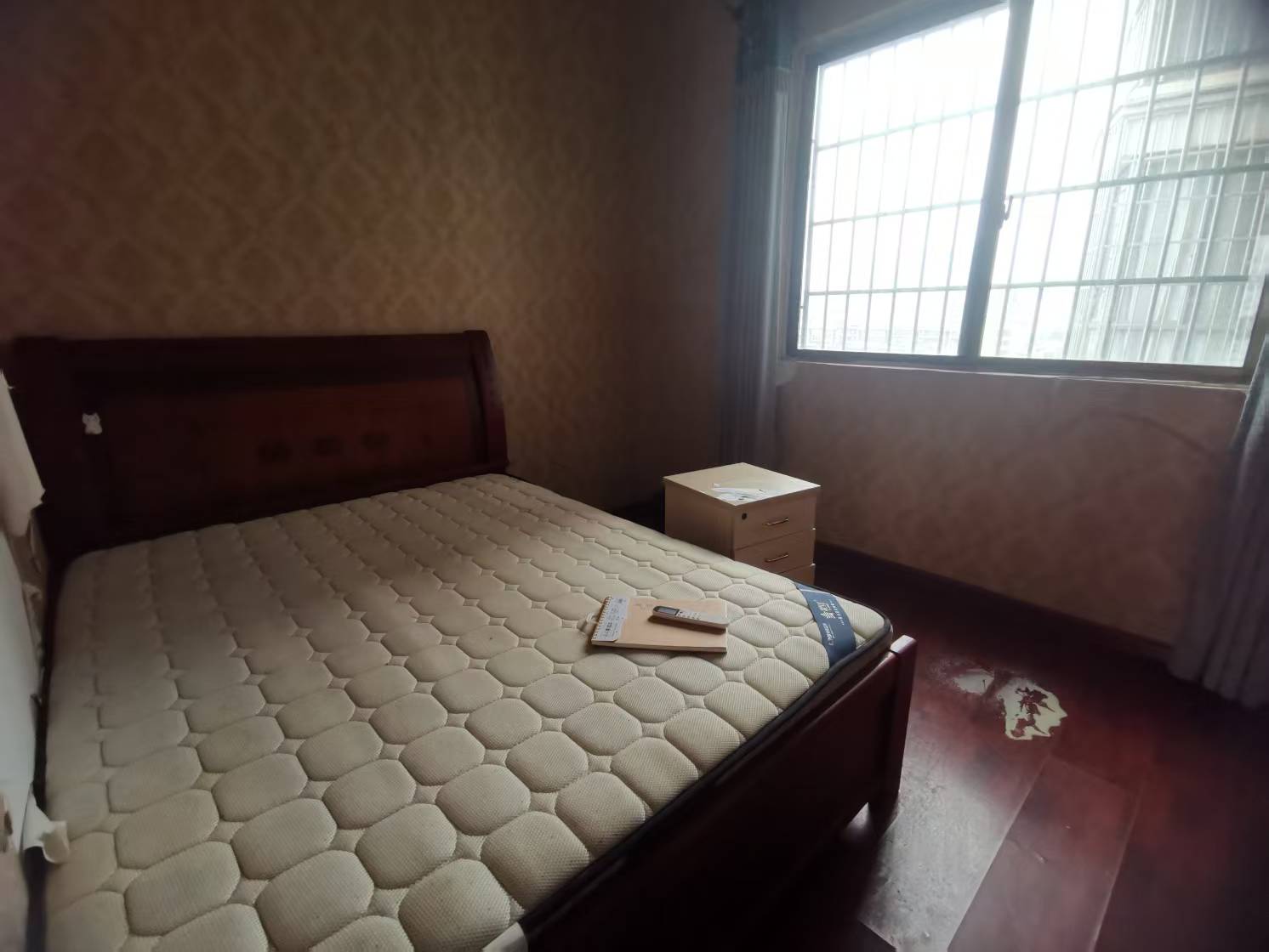 富华大厦 3室2厅2卫 1000.0元/月 富华大厦 3室2厅2卫 1000.0元/月室内图