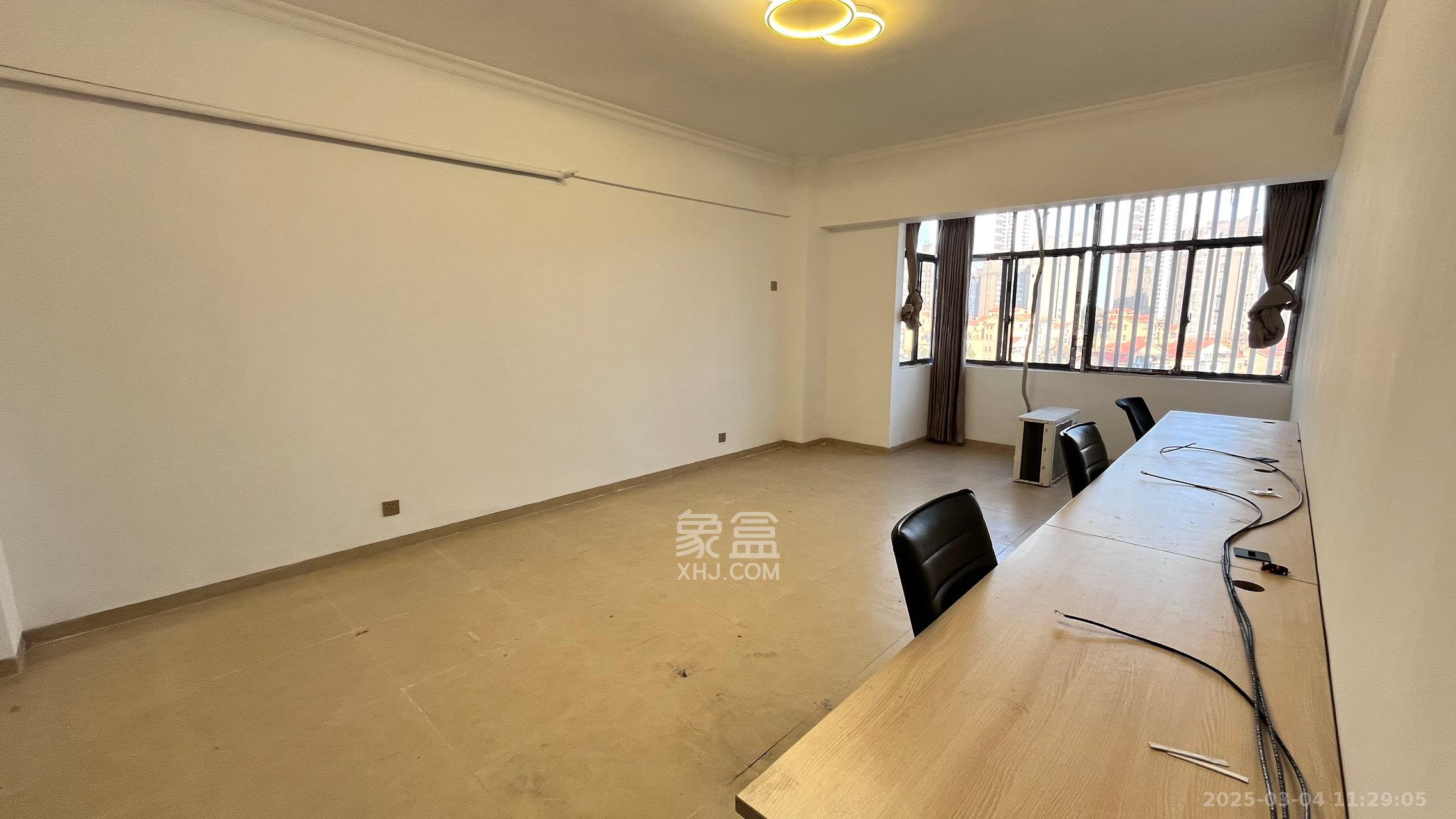 御湖国际 2室1厅1卫 1600.0元/月 御湖国际 2室1厅1卫 1600.0元/月室内图