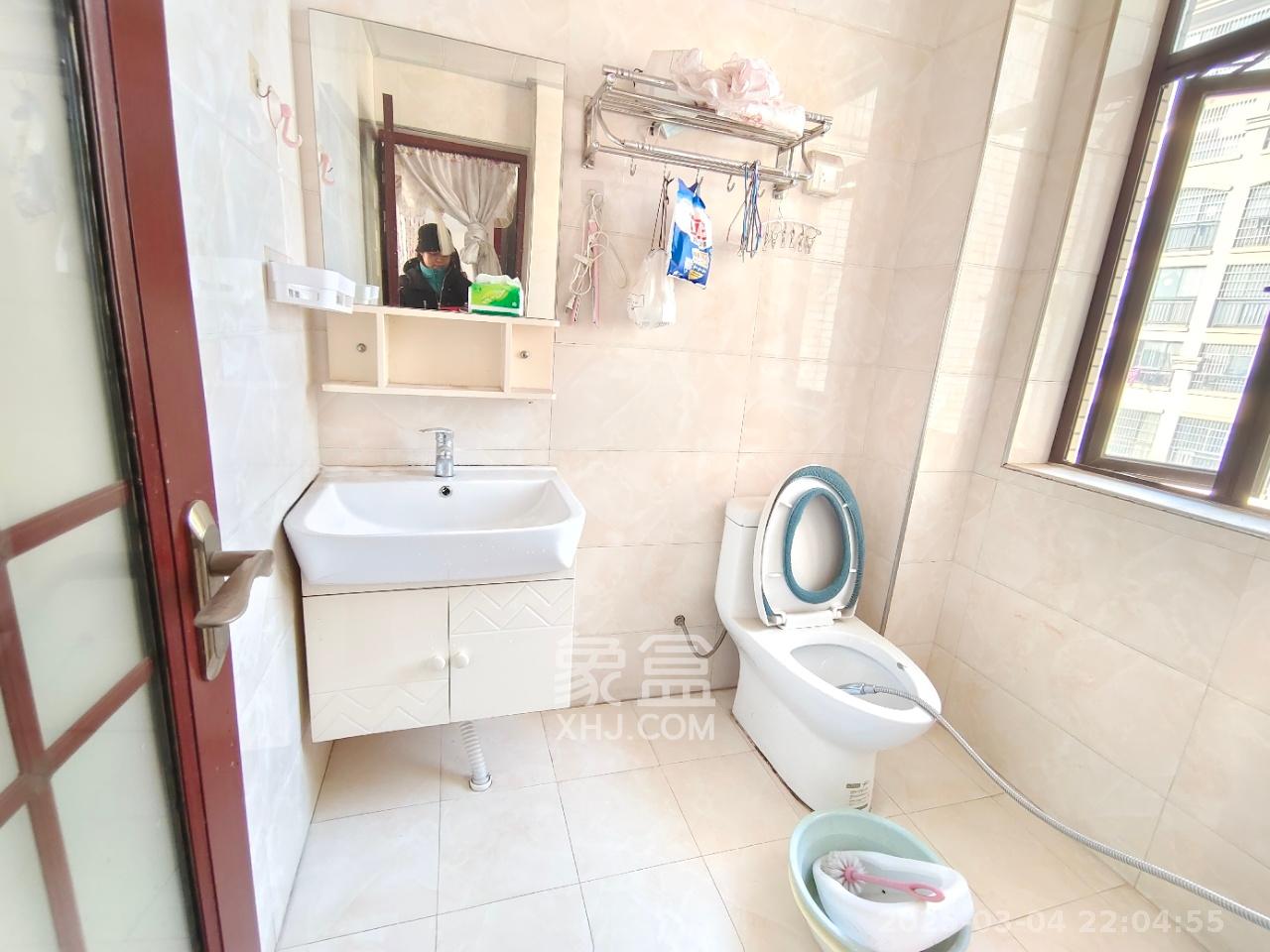 七里香榭 3室2厅2卫 2200.0元/月 七里香榭 3室2厅2卫 2200.0元/月室内图