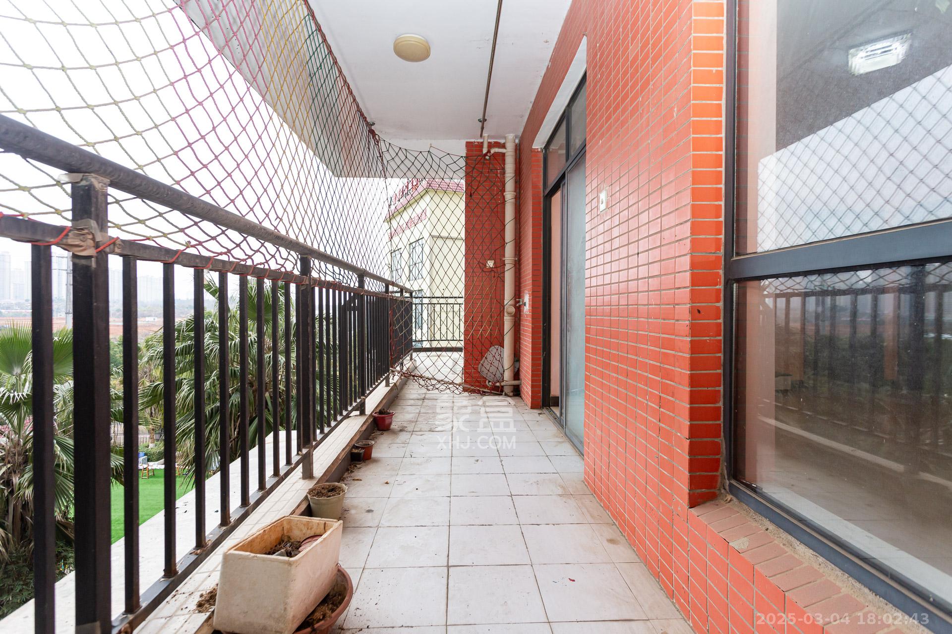 浩龙音乐界 3室2厅1卫 1800.0元/月 浩龙音乐界 3室2厅1卫 1800.0元/月室内图