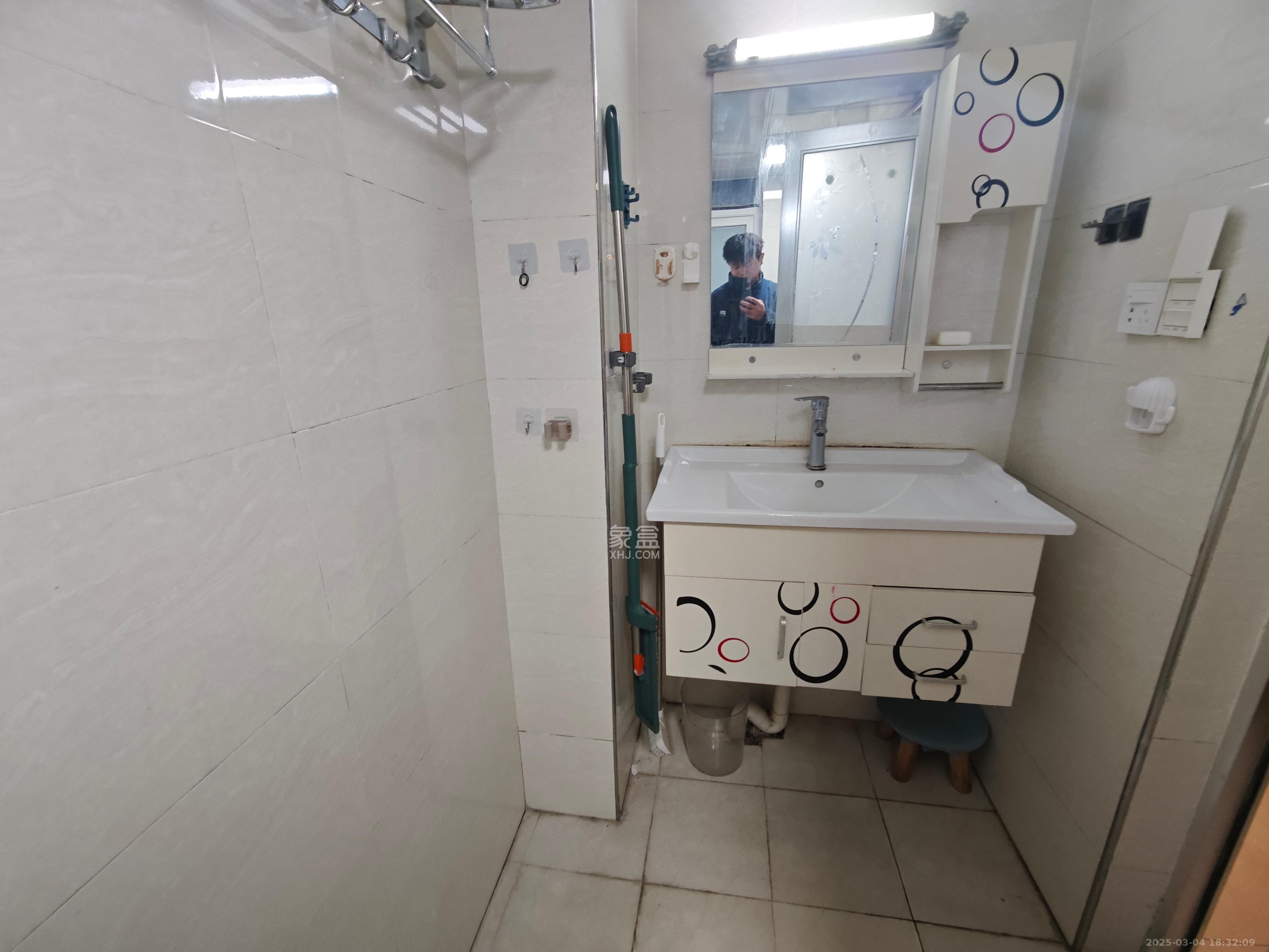 美利新世界  2室2厅1卫    2000.0元/月 美利新世界  2室2厅1卫    2000.0元/月室内图