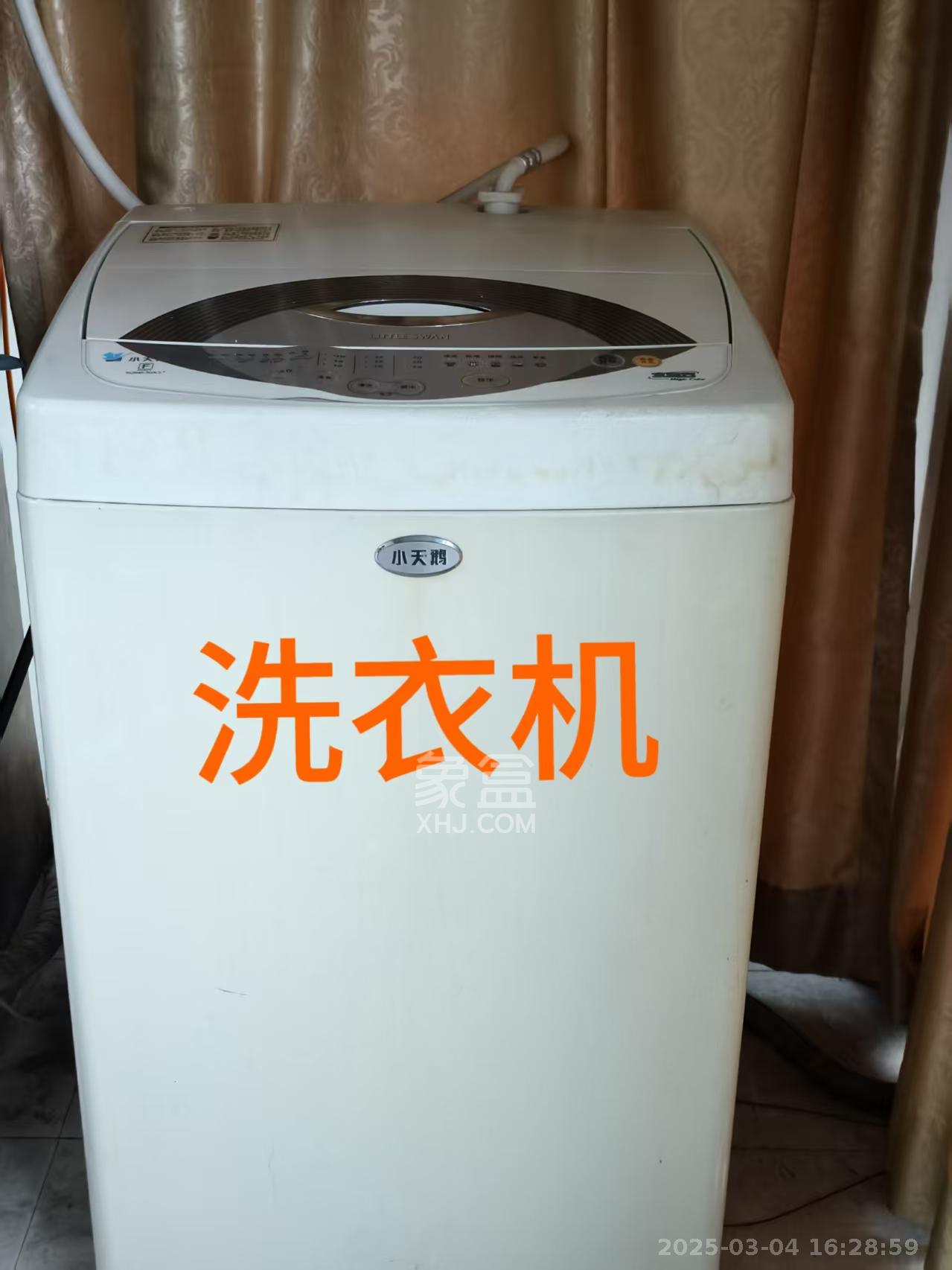 鄱阳小区  3室2厅1卫    1800.0元/月 鄱阳小区  3室2厅1卫    1800.0元/月室内图