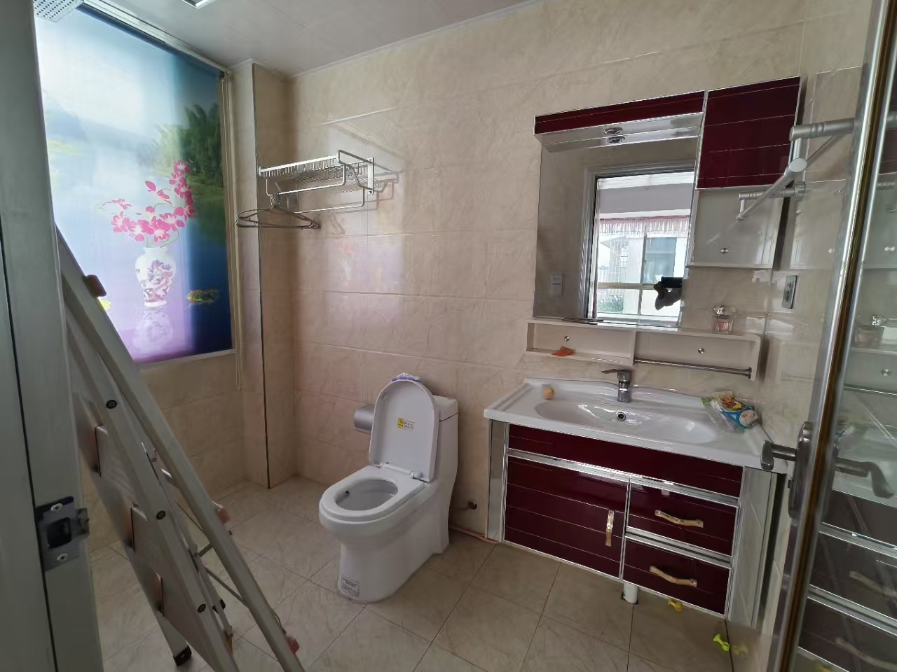 中电怡和苑 4室2厅2卫 1600.0元/月 中电怡和苑 4室2厅2卫 1600.0元/月室内图