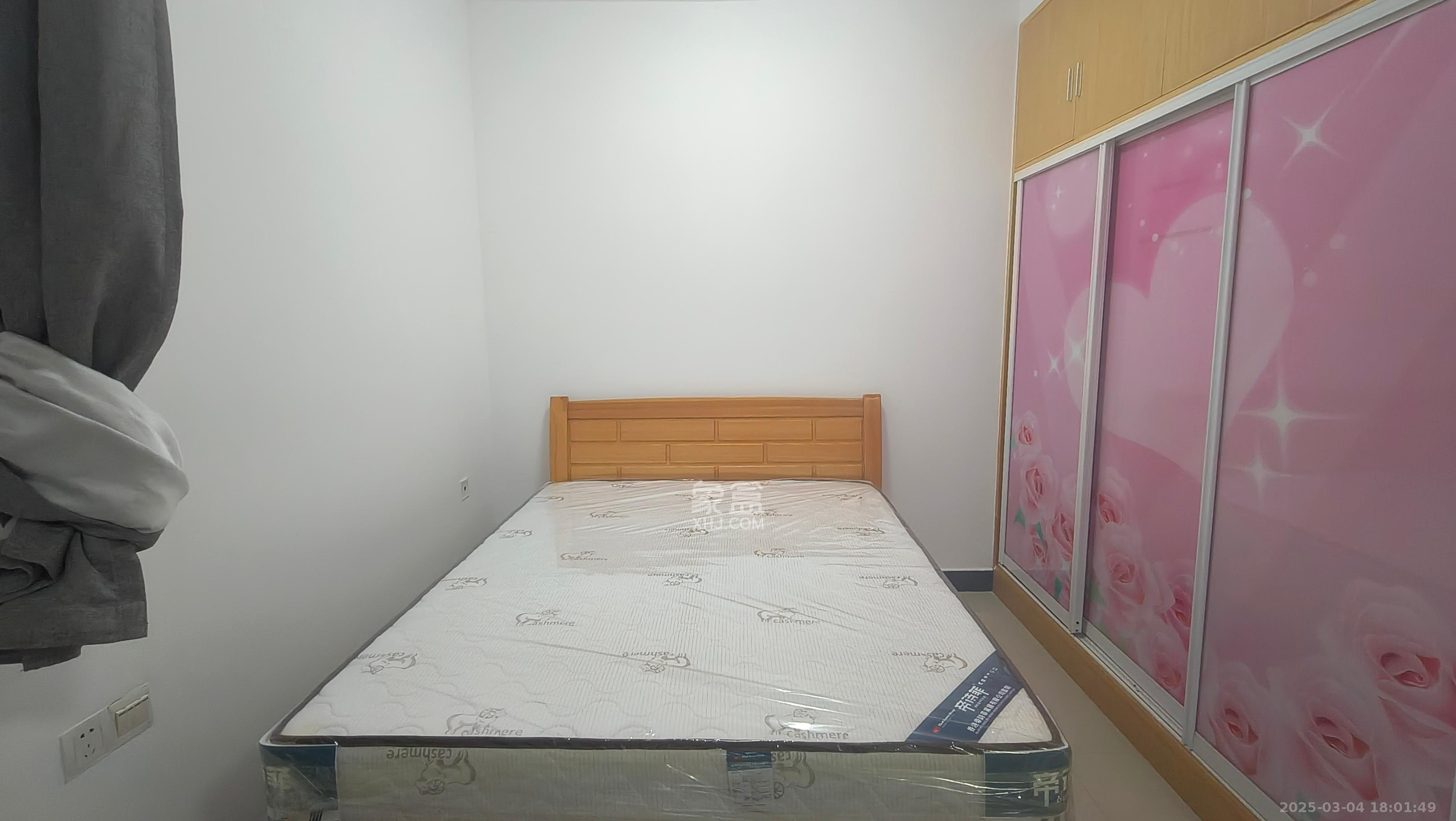 新芙蓉之都  1室0厅1卫    1650.0元/月室内图