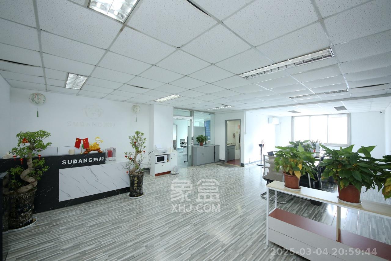 鑫天大厦  4室2厅2卫   3480.00元/月室内图