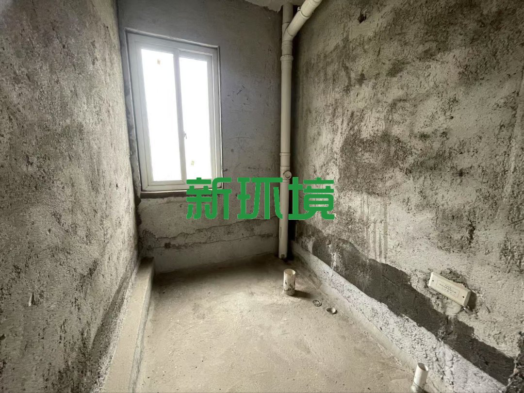 阳光水岸  5室2厅3卫    118.0万 阳光水岸  5室2厅3卫    118.0万室内图1